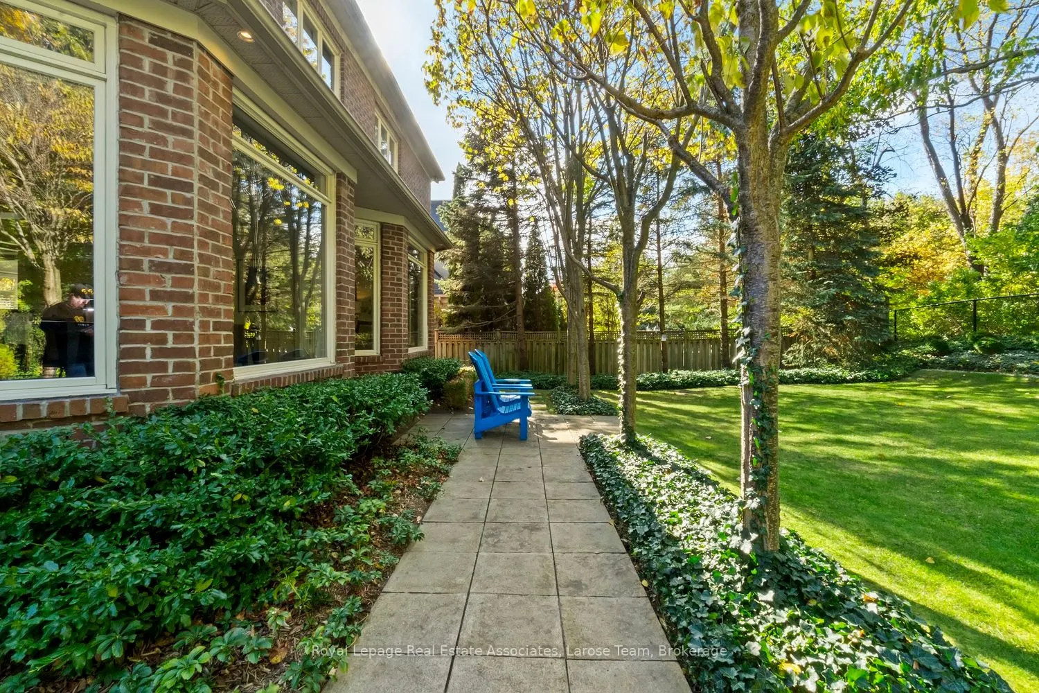562 Gladwyne Court