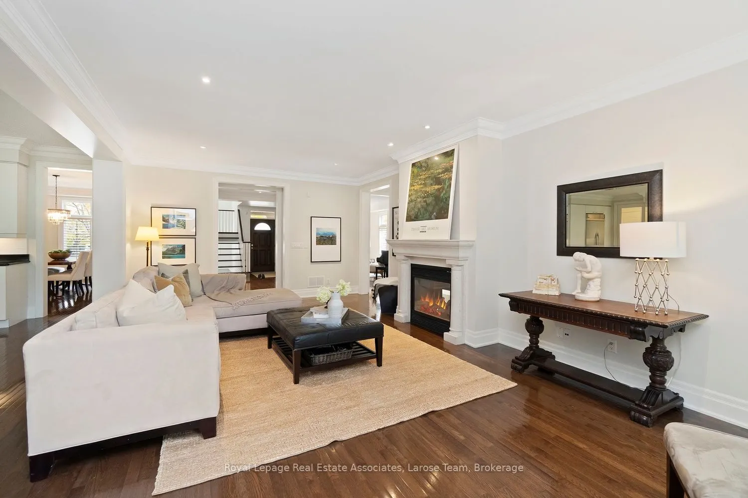 562 Gladwyne Court