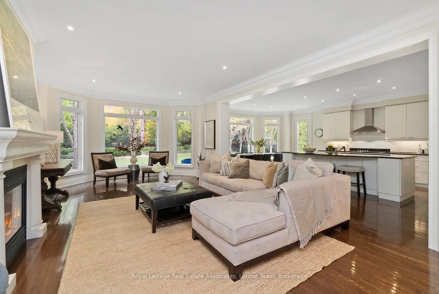 562 Gladwyne Court