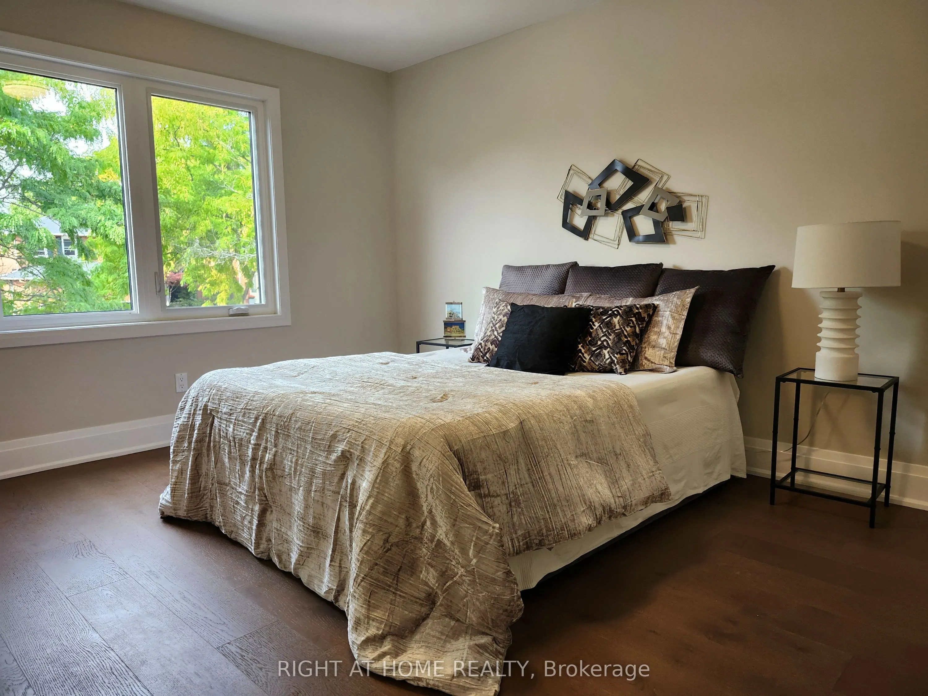 1308 Fieldcrest Lane