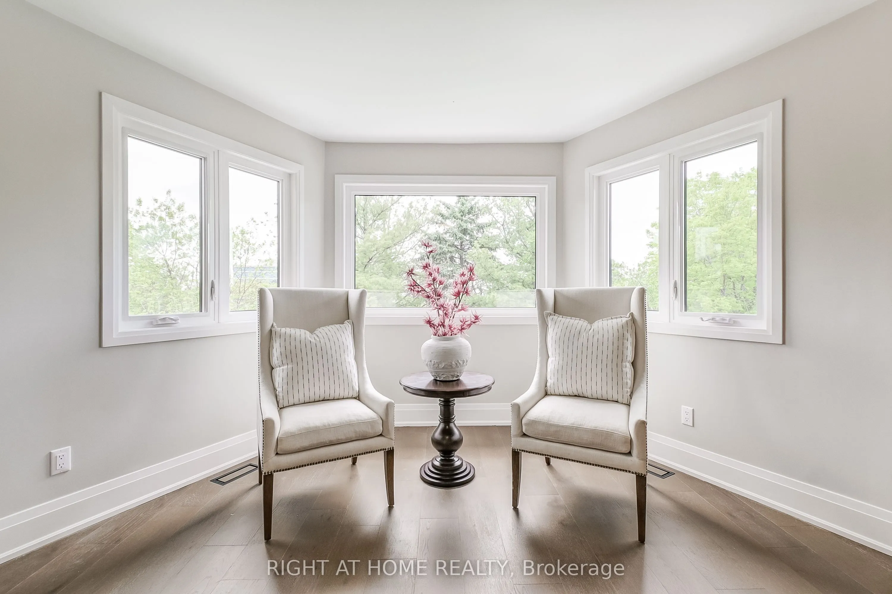 1308 Fieldcrest Lane