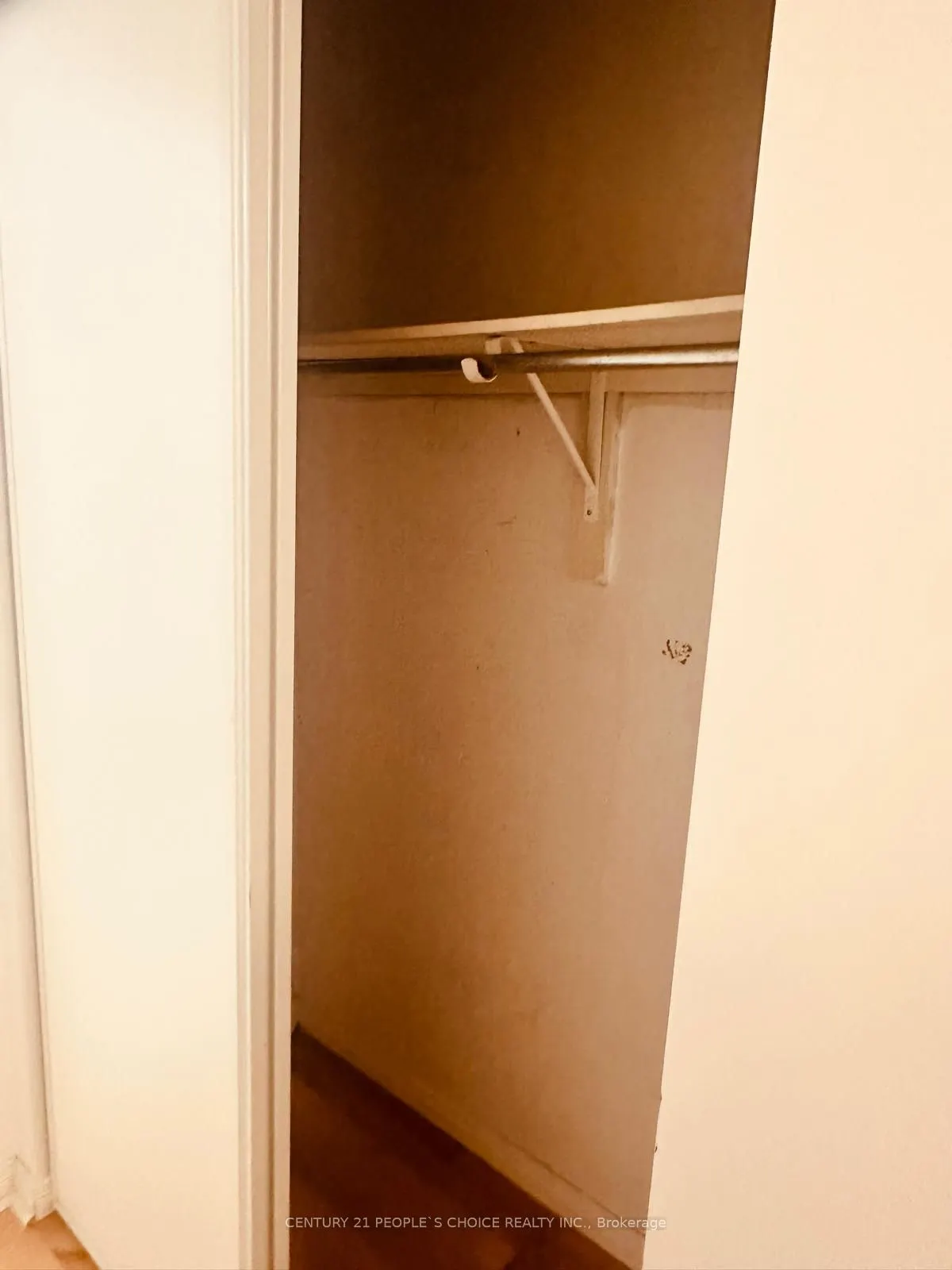 48 Yellow Brick Road