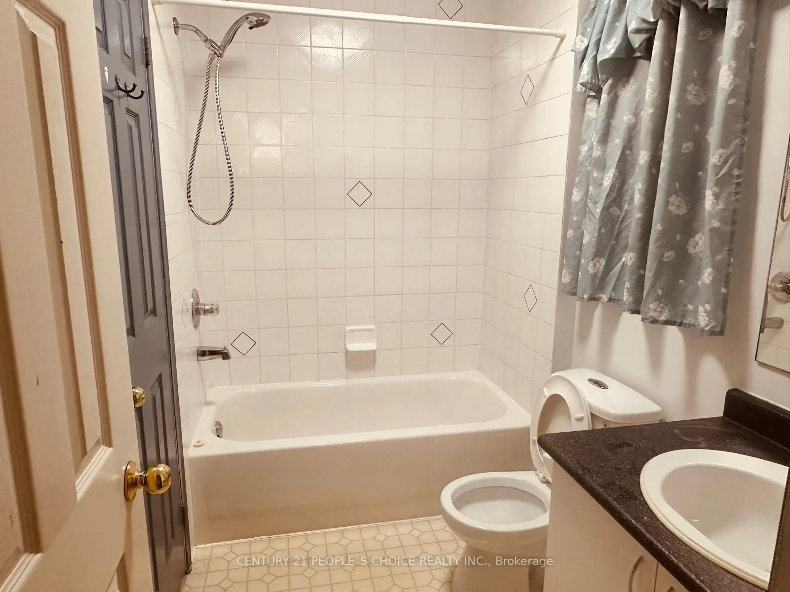 48 Yellow Brick Road