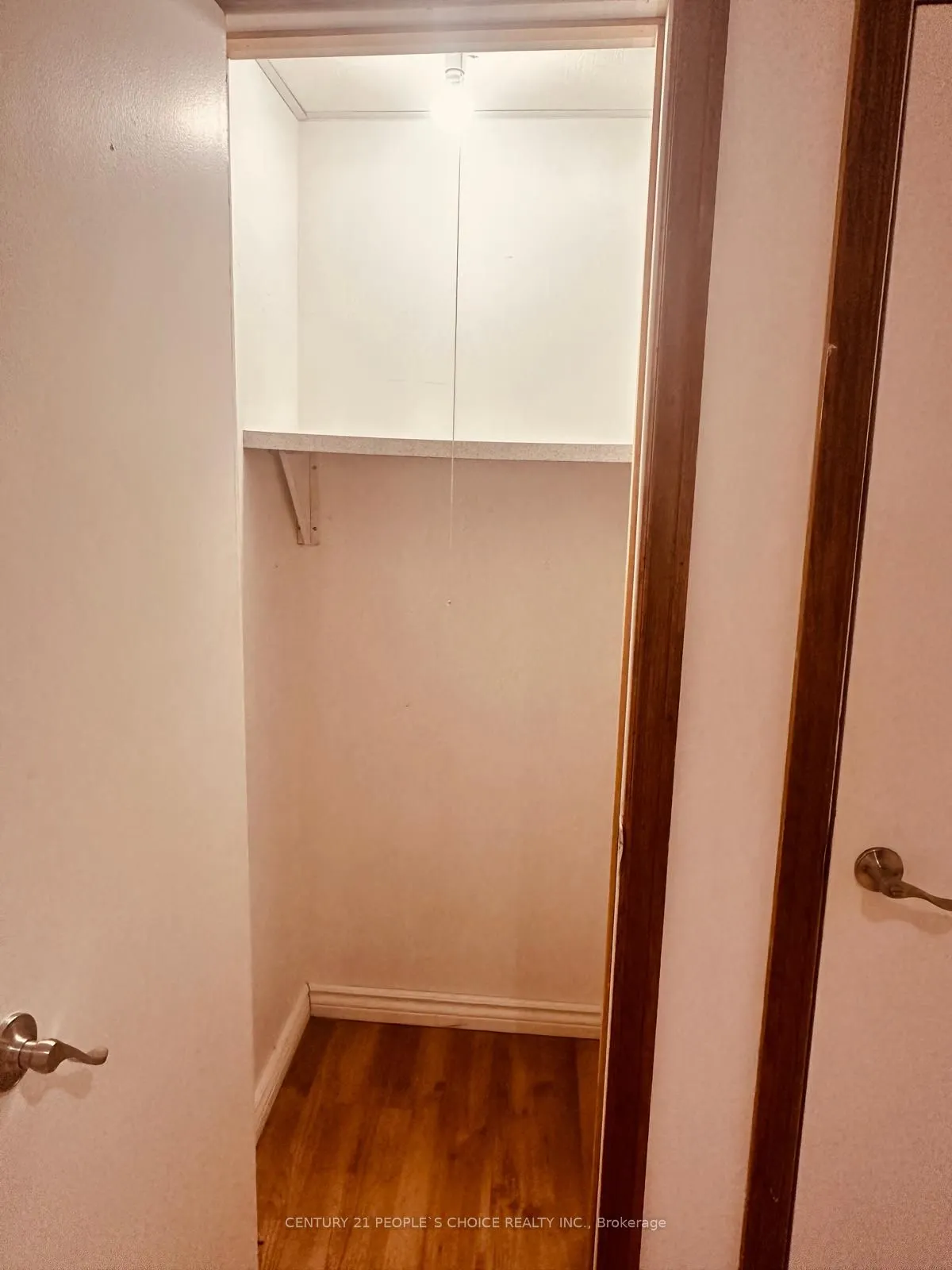 48 Yellow Brick Road