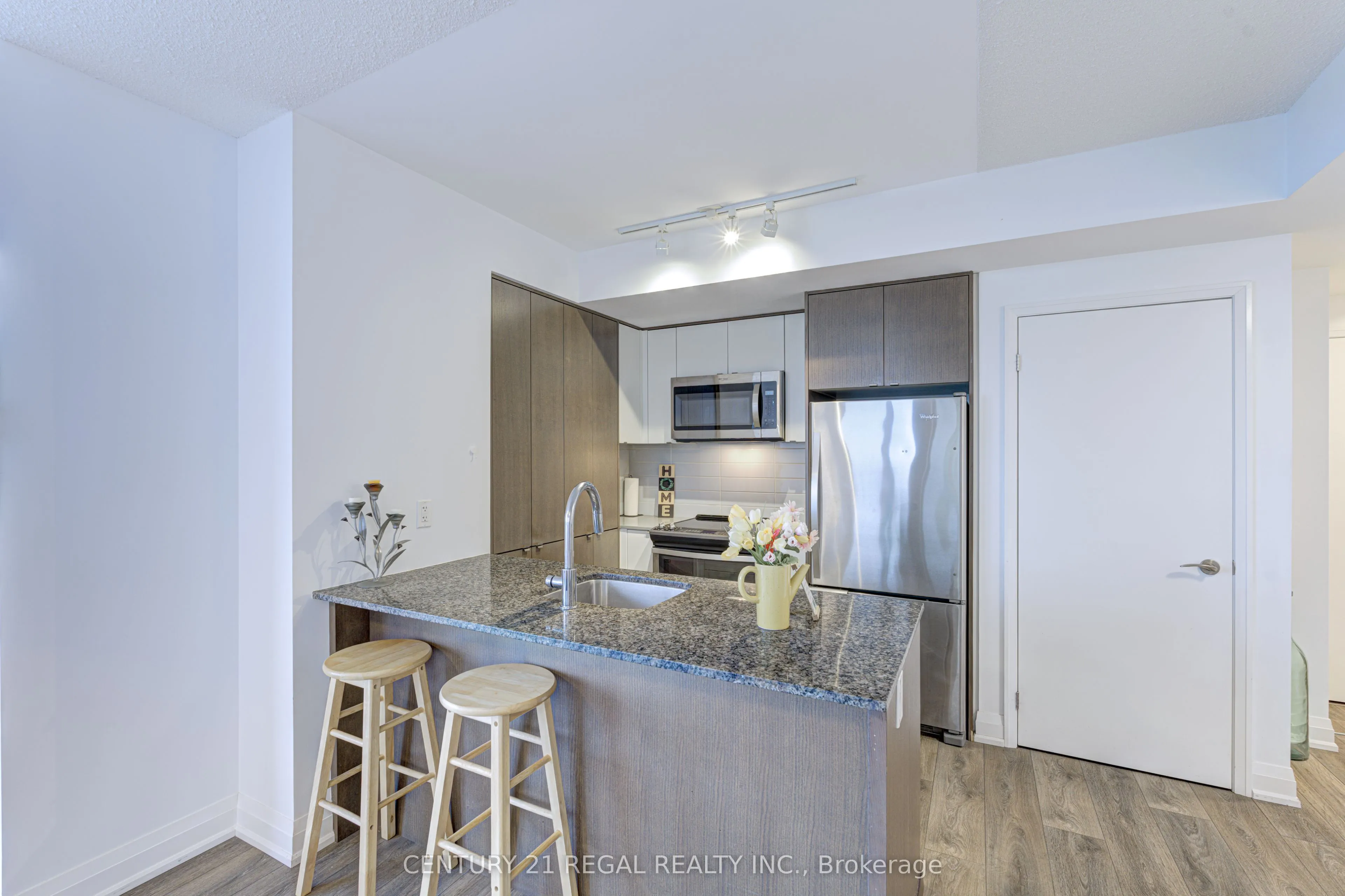 9 Valhalla Inn Road, #1410