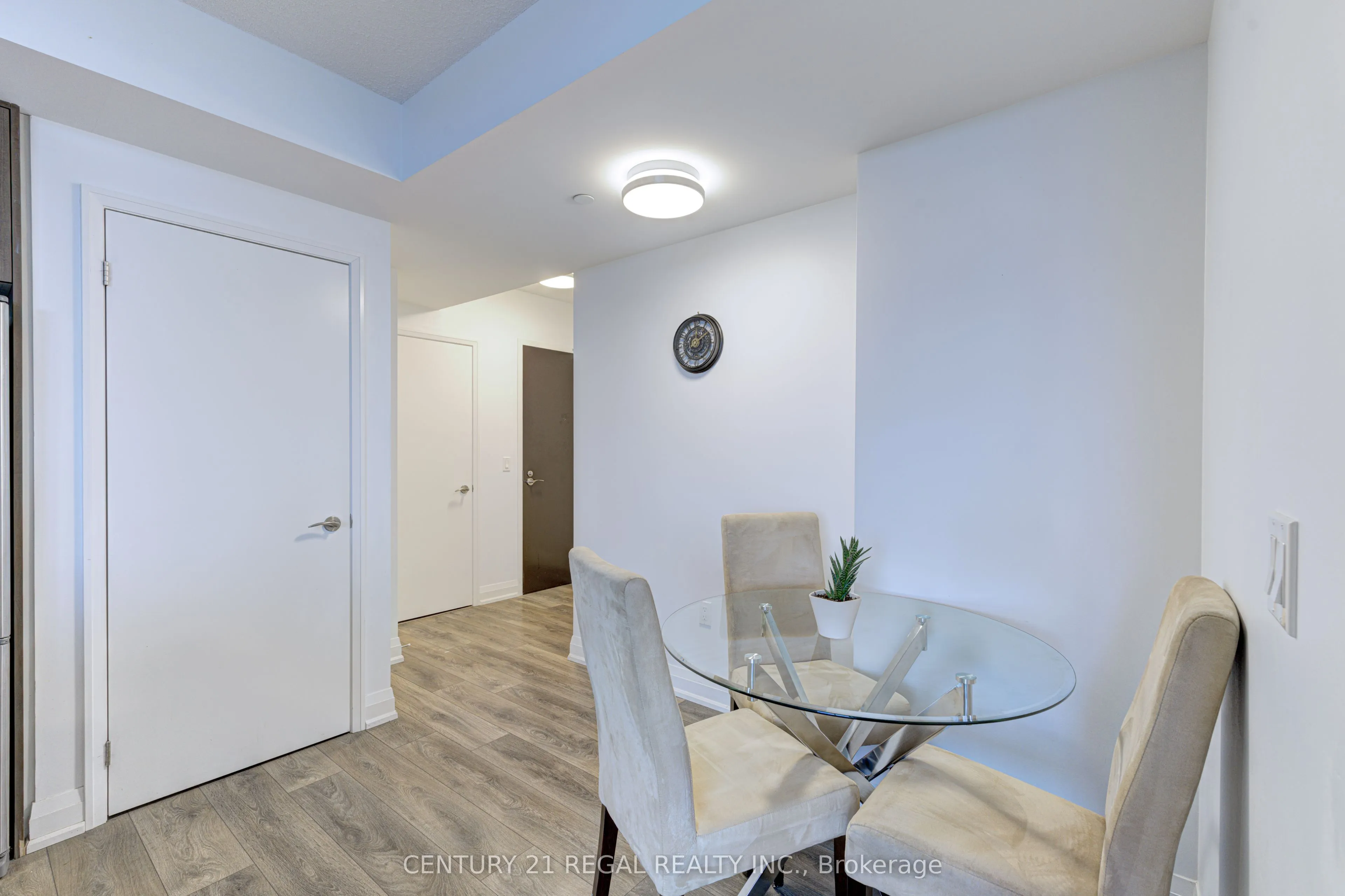 9 Valhalla Inn Road, #1410