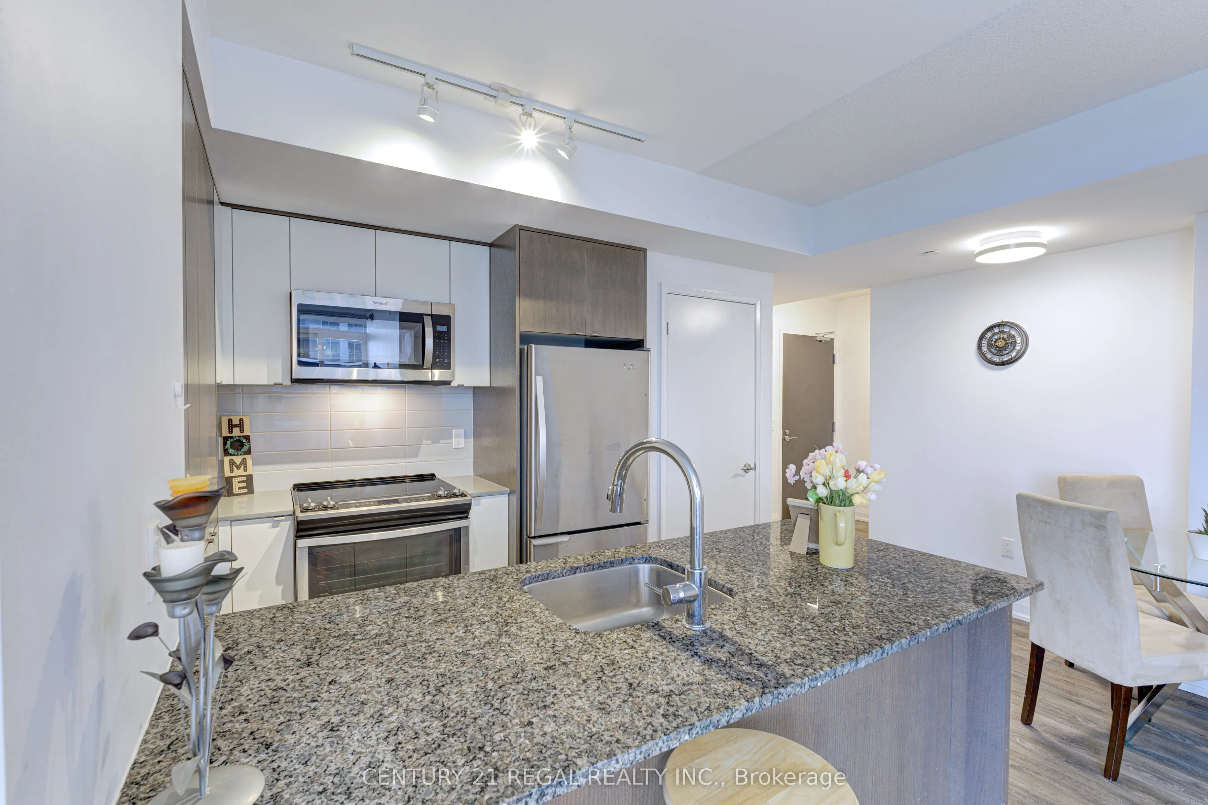 9 Valhalla Inn Road, #1410