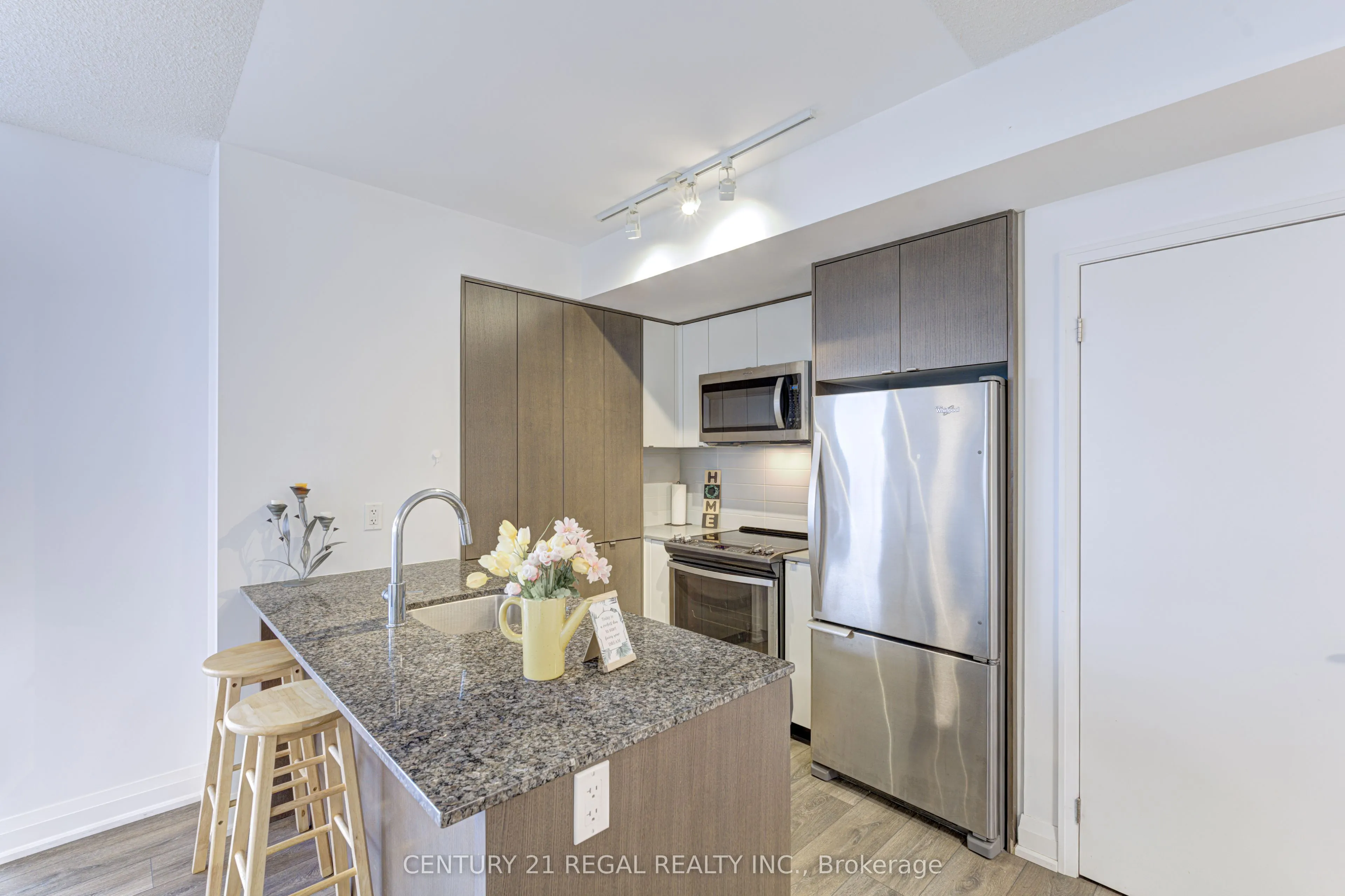 9 Valhalla Inn Road, #1410