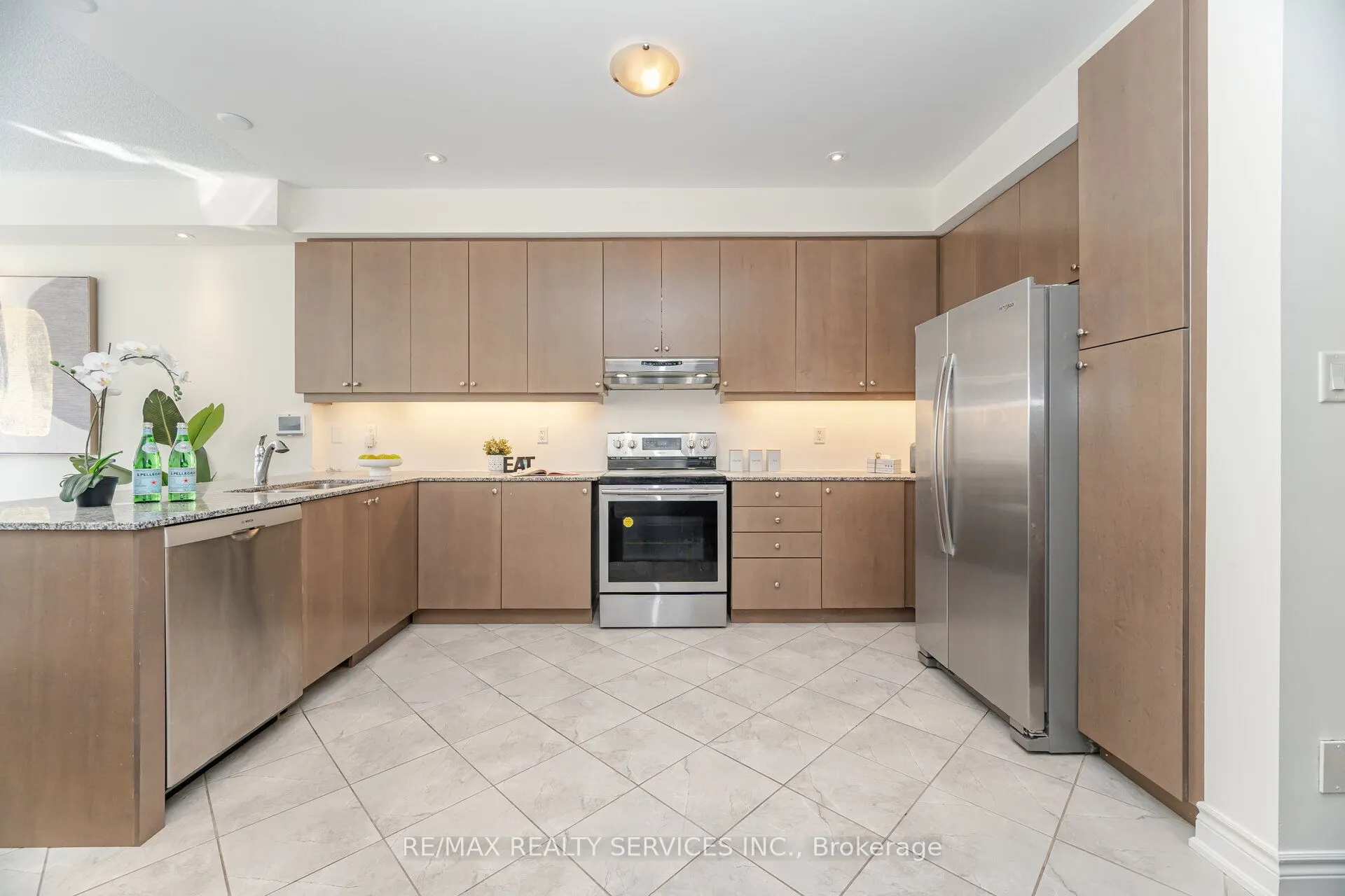 7 Lady Evelyn Crescent