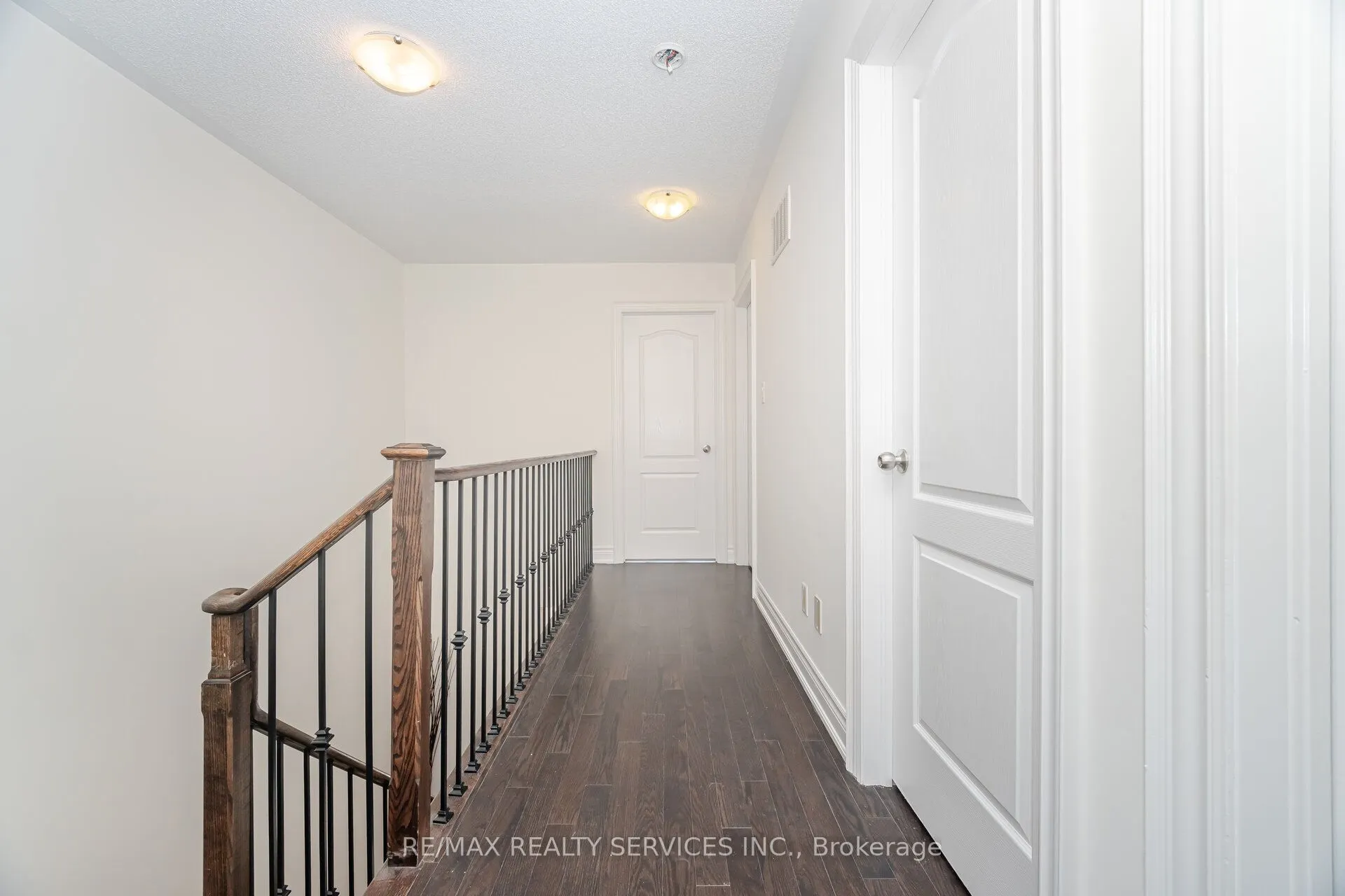 7 Lady Evelyn Crescent