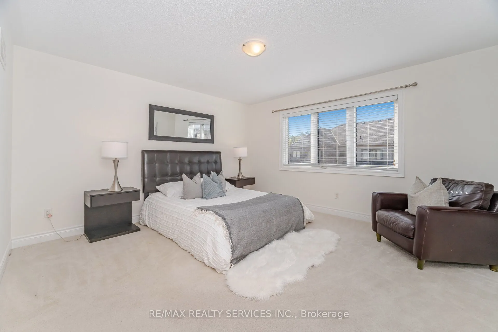 7 Lady Evelyn Crescent