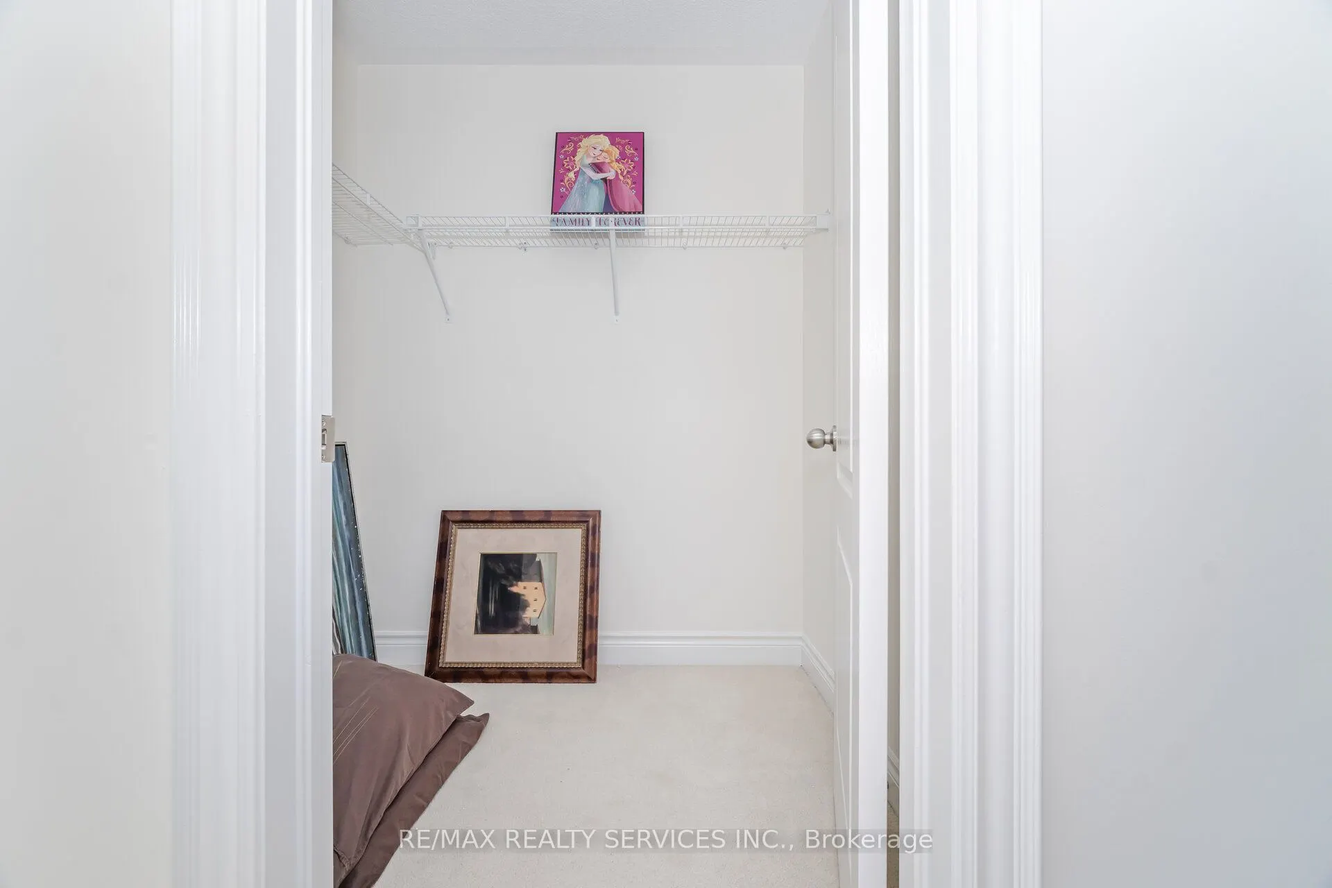 7 Lady Evelyn Crescent