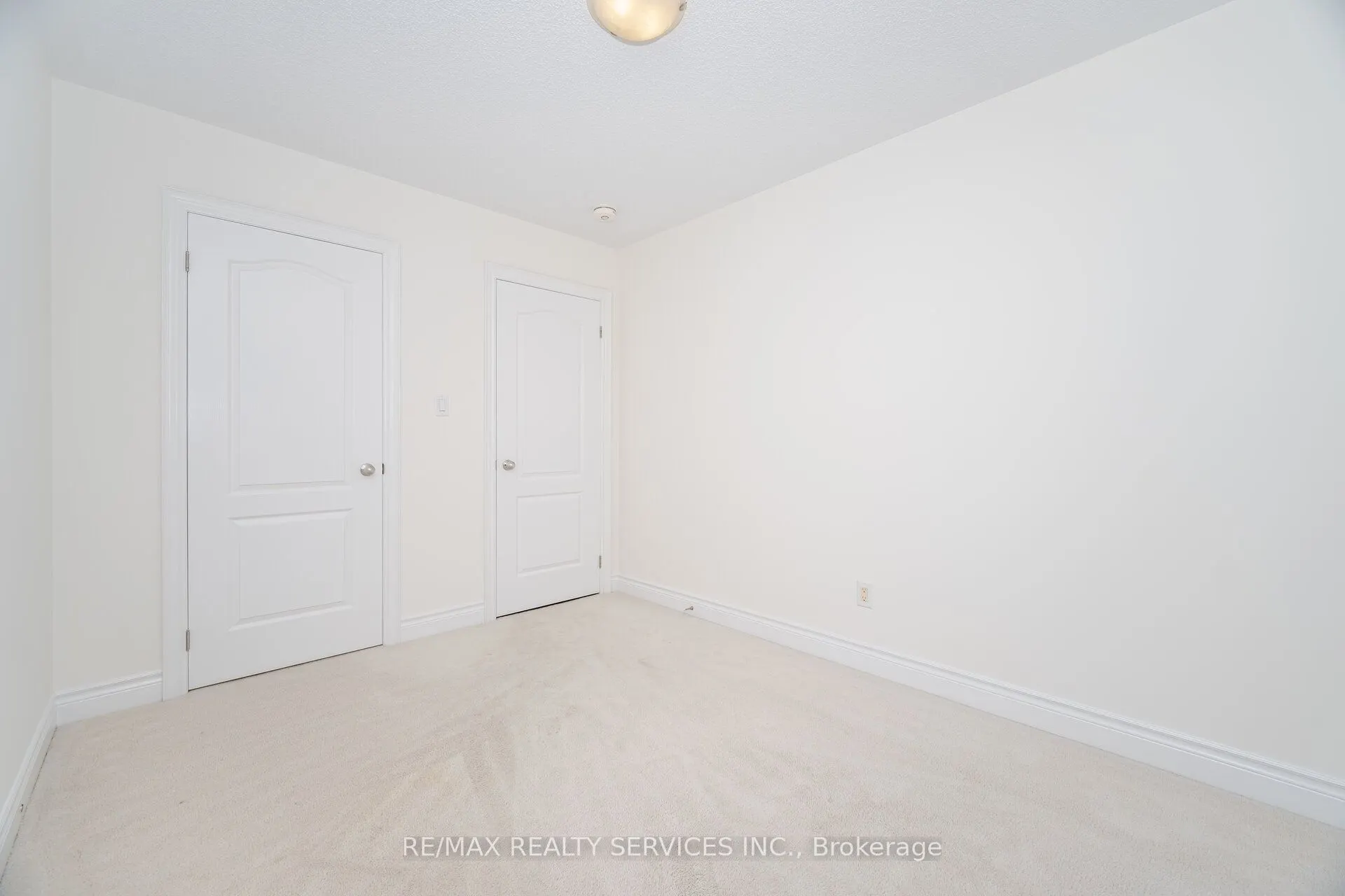 7 Lady Evelyn Crescent