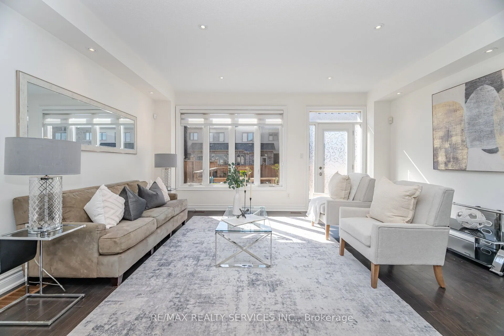 7 Lady Evelyn Crescent