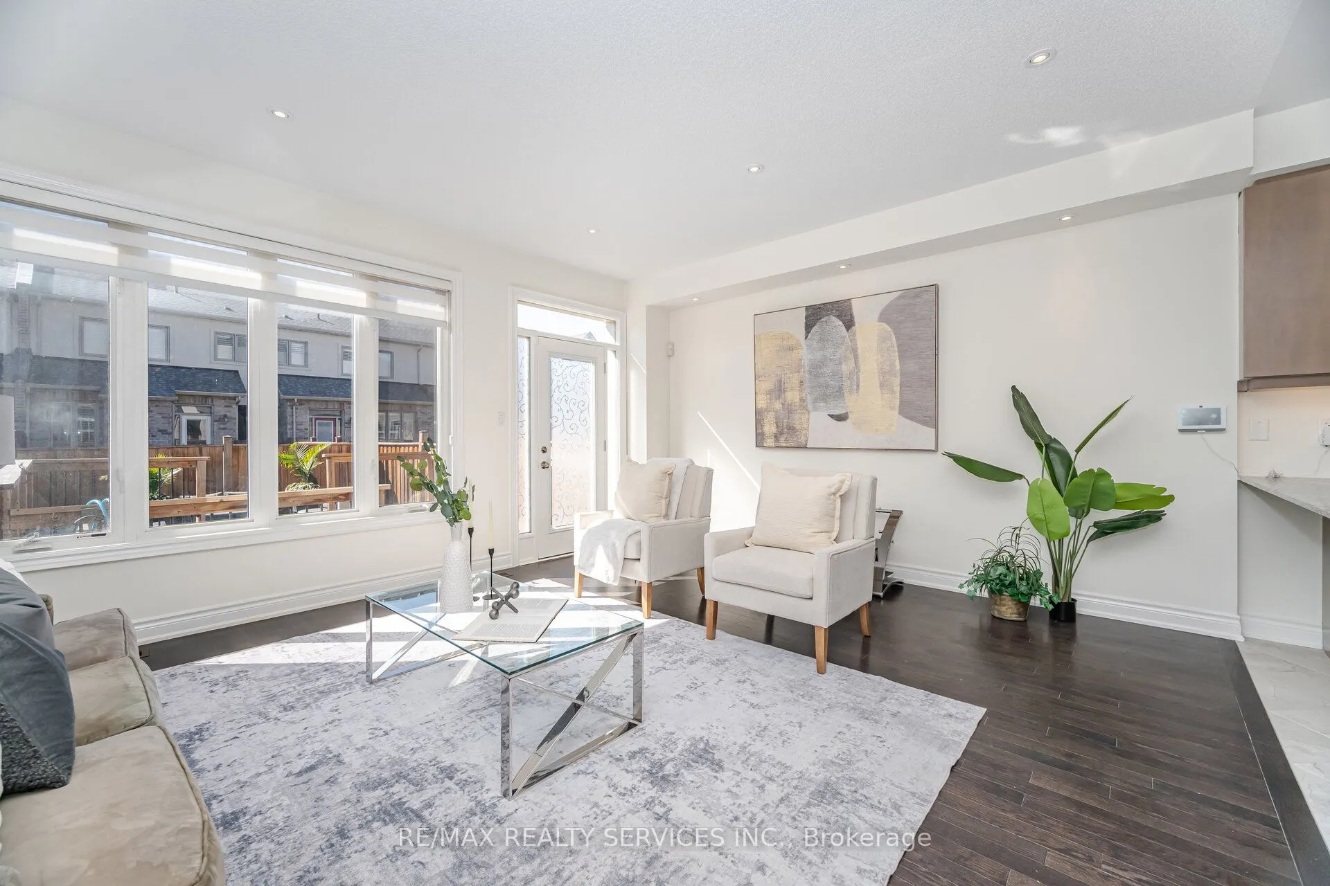 7 Lady Evelyn Crescent