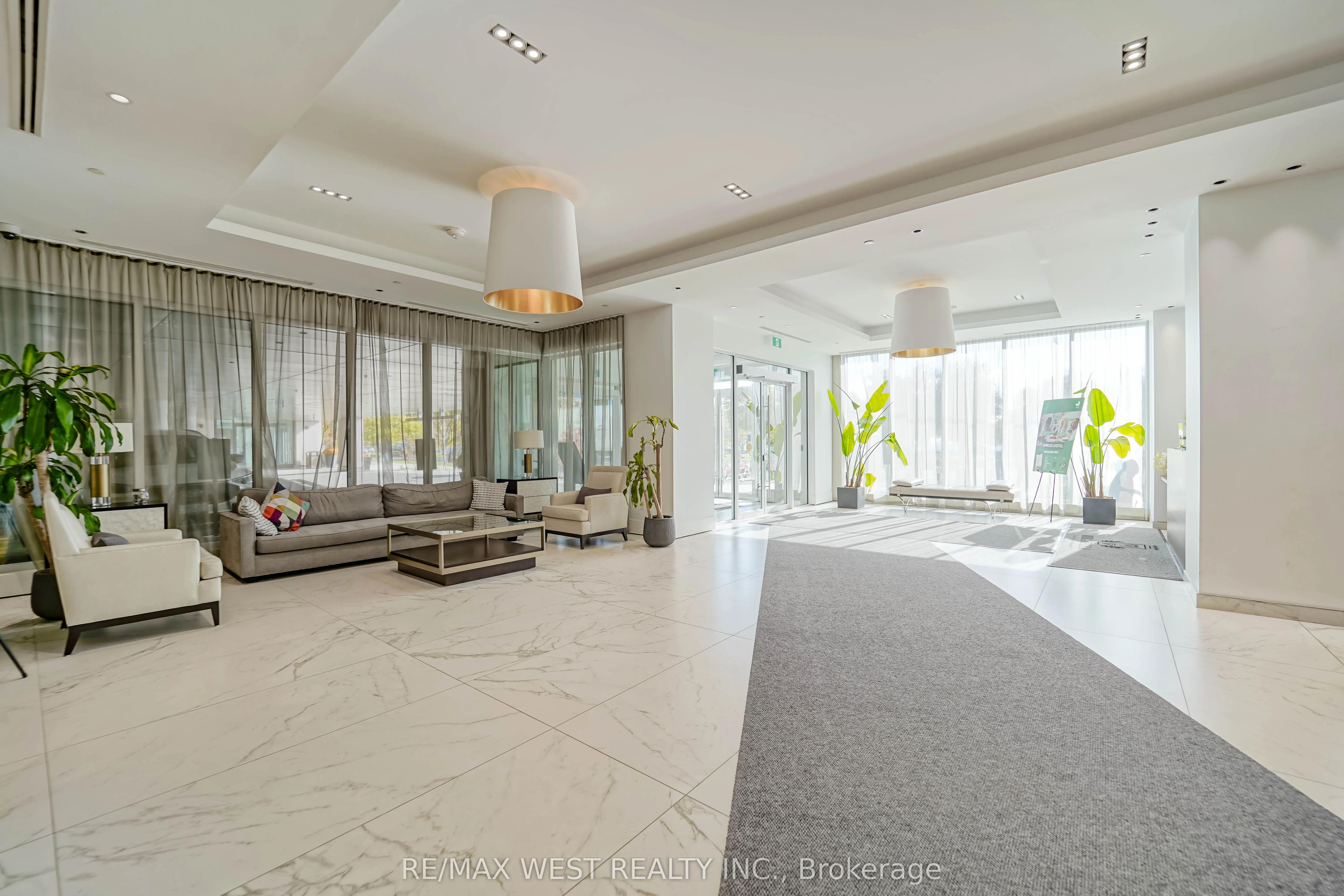 1928 Lake Shore Boulevard