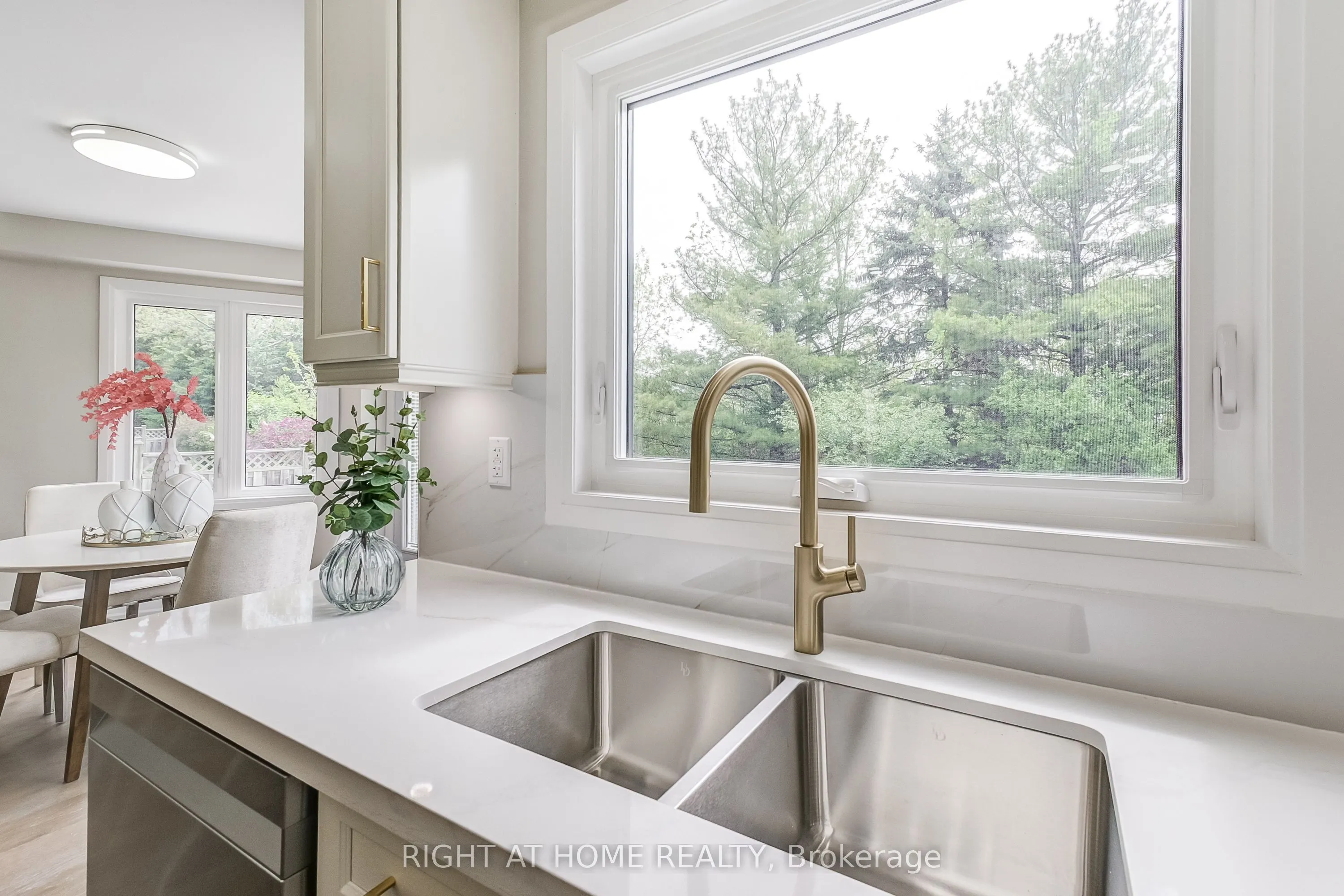 1308 Fieldcrest Lane