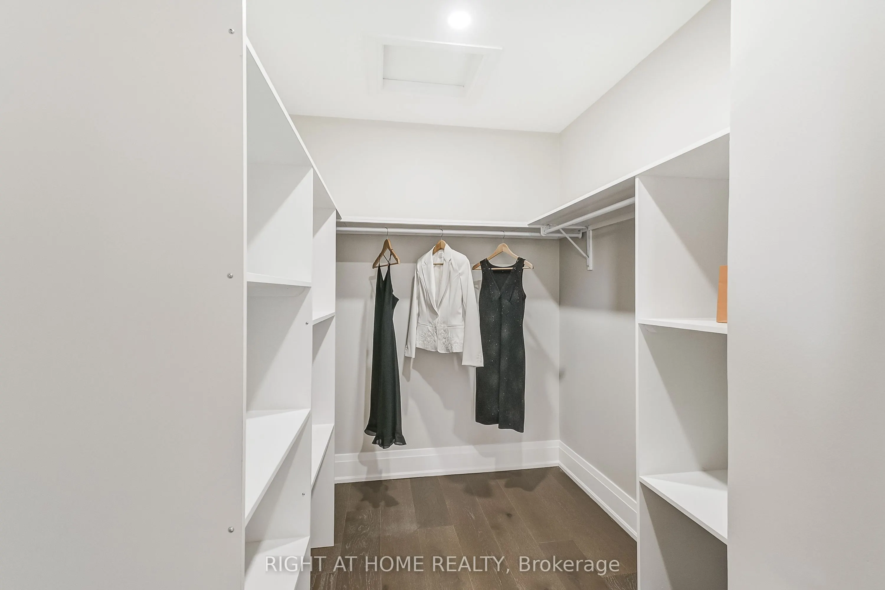 1308 Fieldcrest Lane