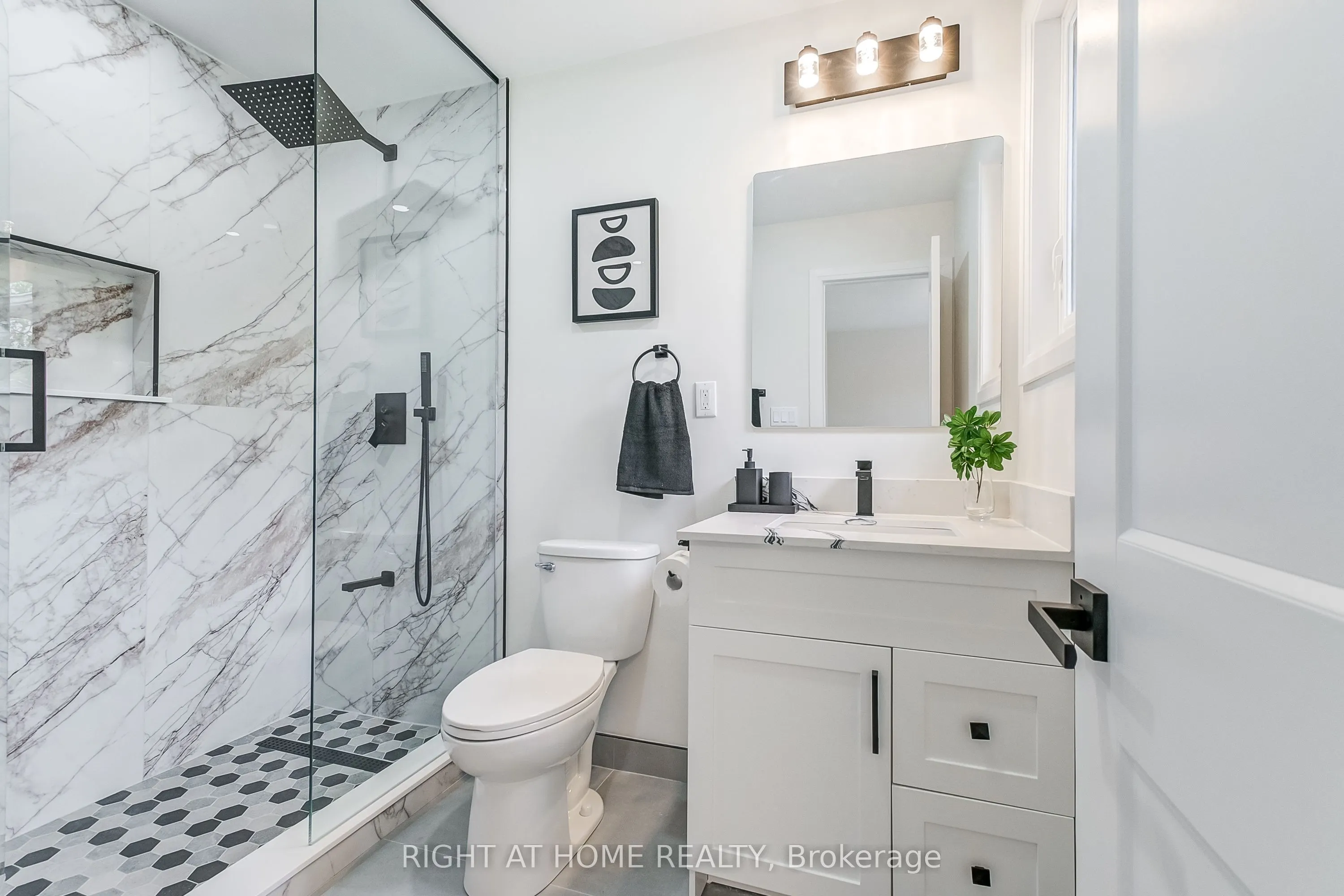 1308 Fieldcrest Lane