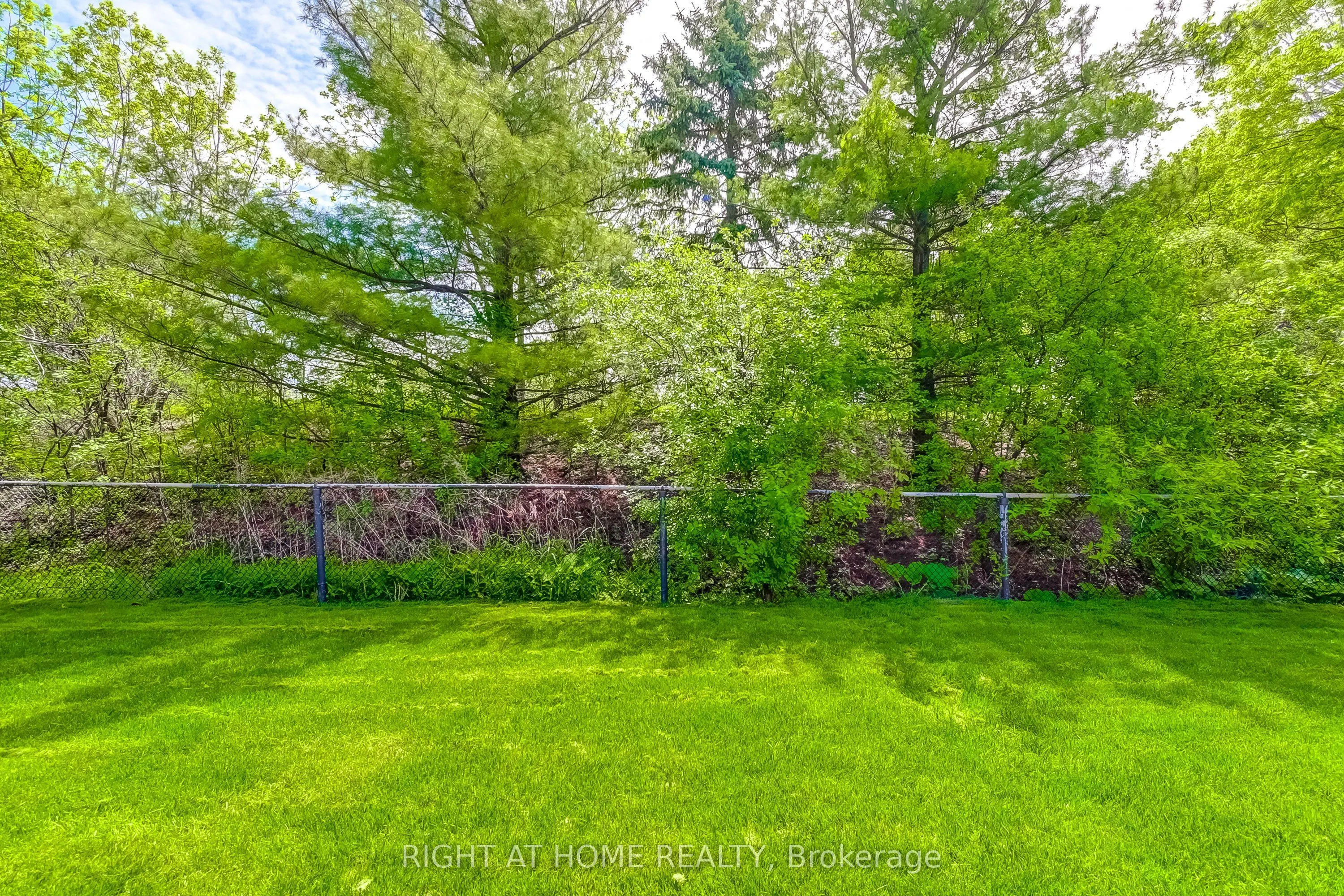 1308 Fieldcrest Lane