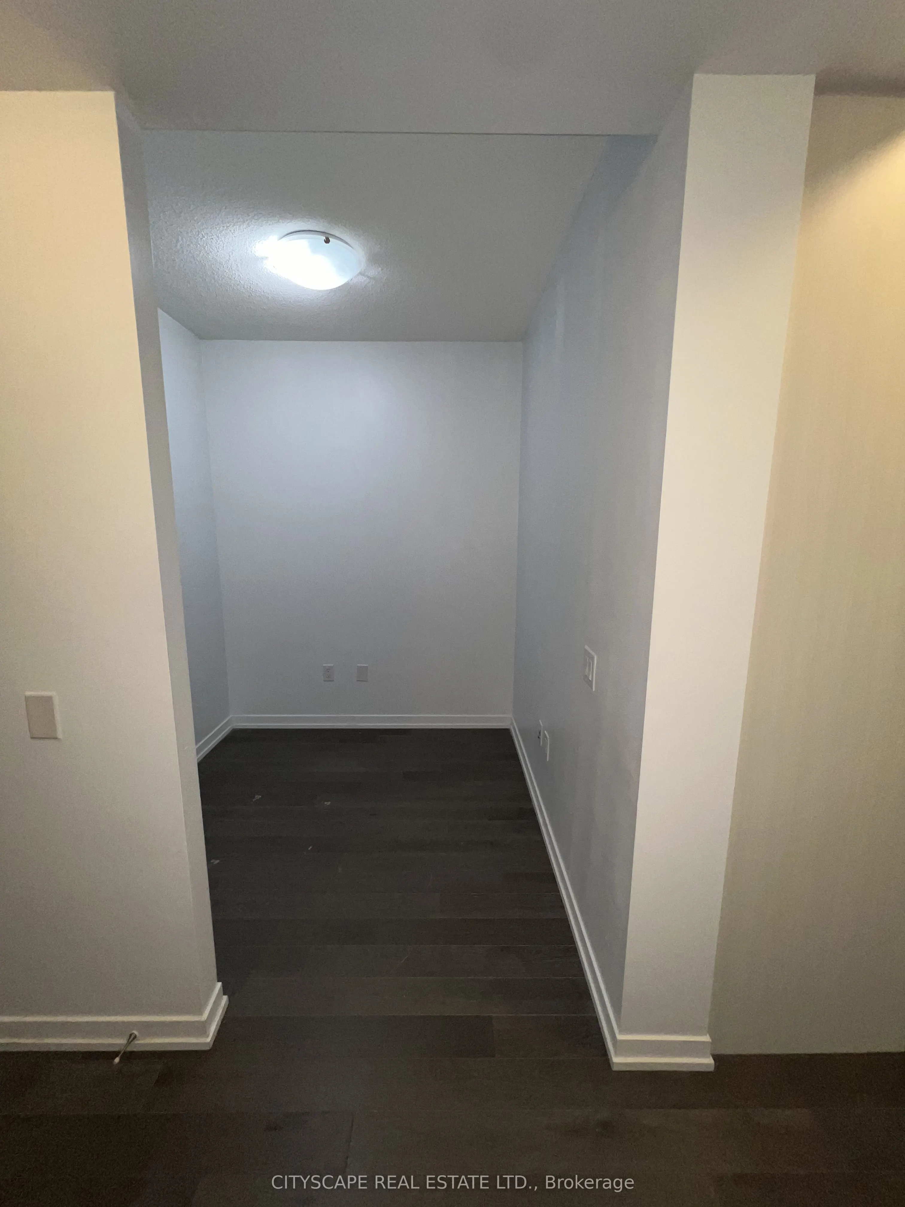 2560 Eglinton Avenue, #1503