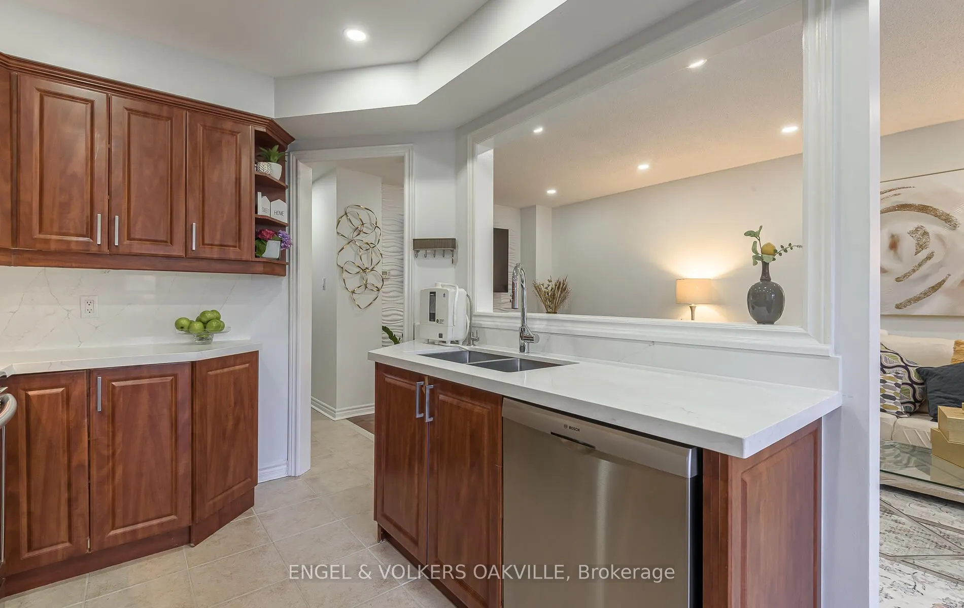 3976 Freeman Terrace