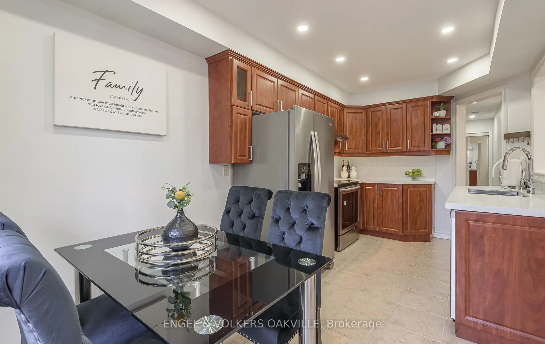 3976 Freeman Terrace