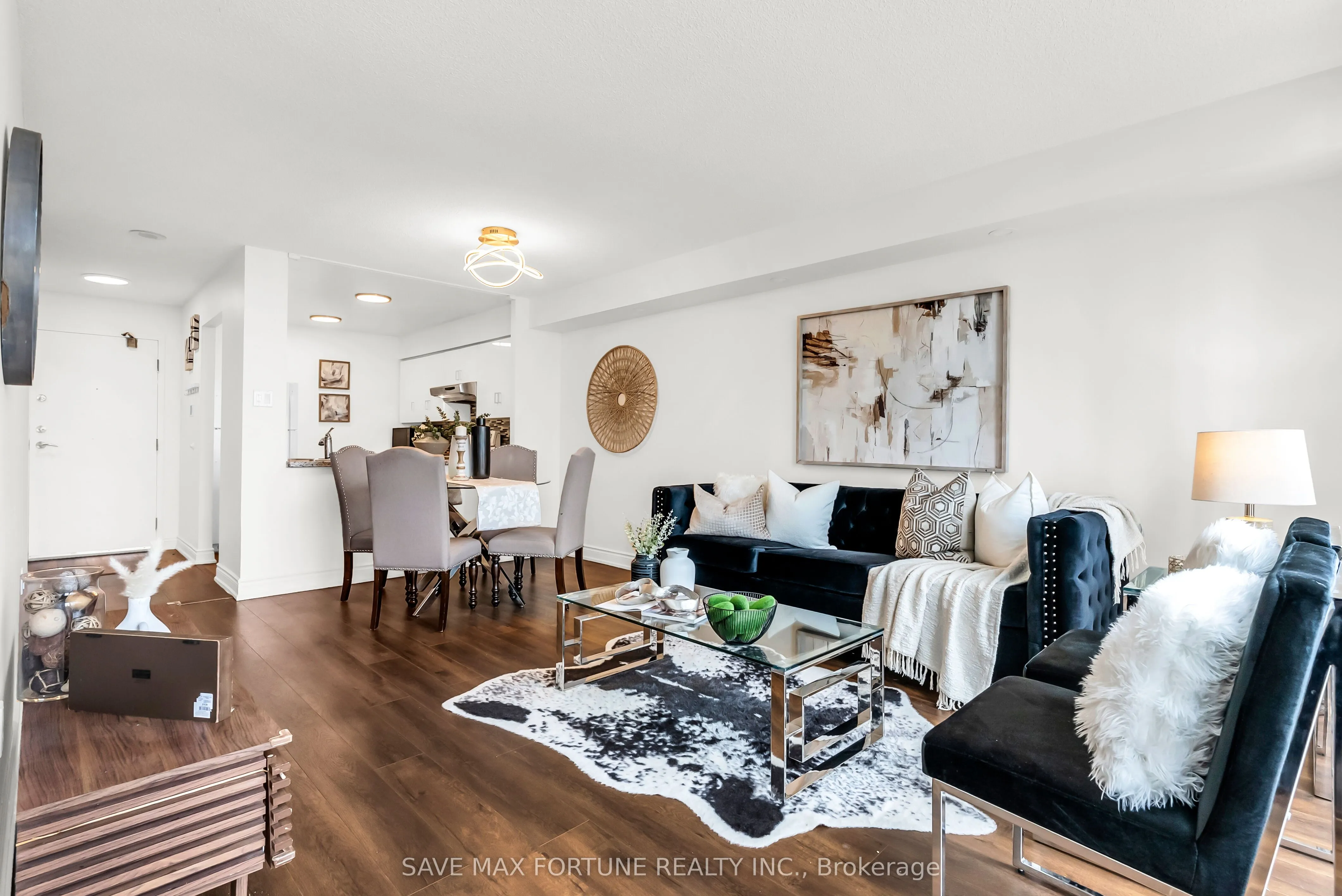 330 Rathburn Road W, #1006