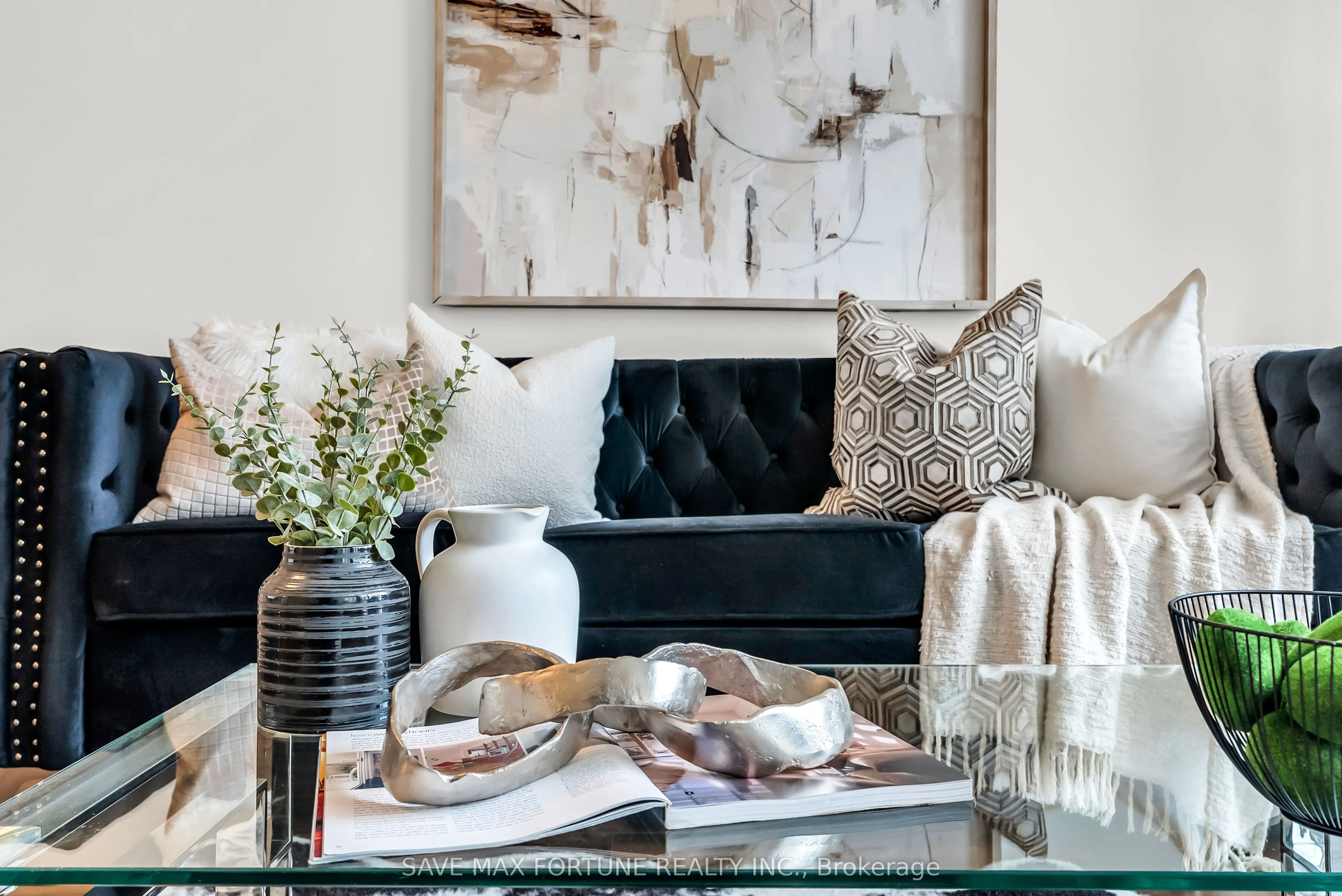 330 Rathburn Road W, #1006