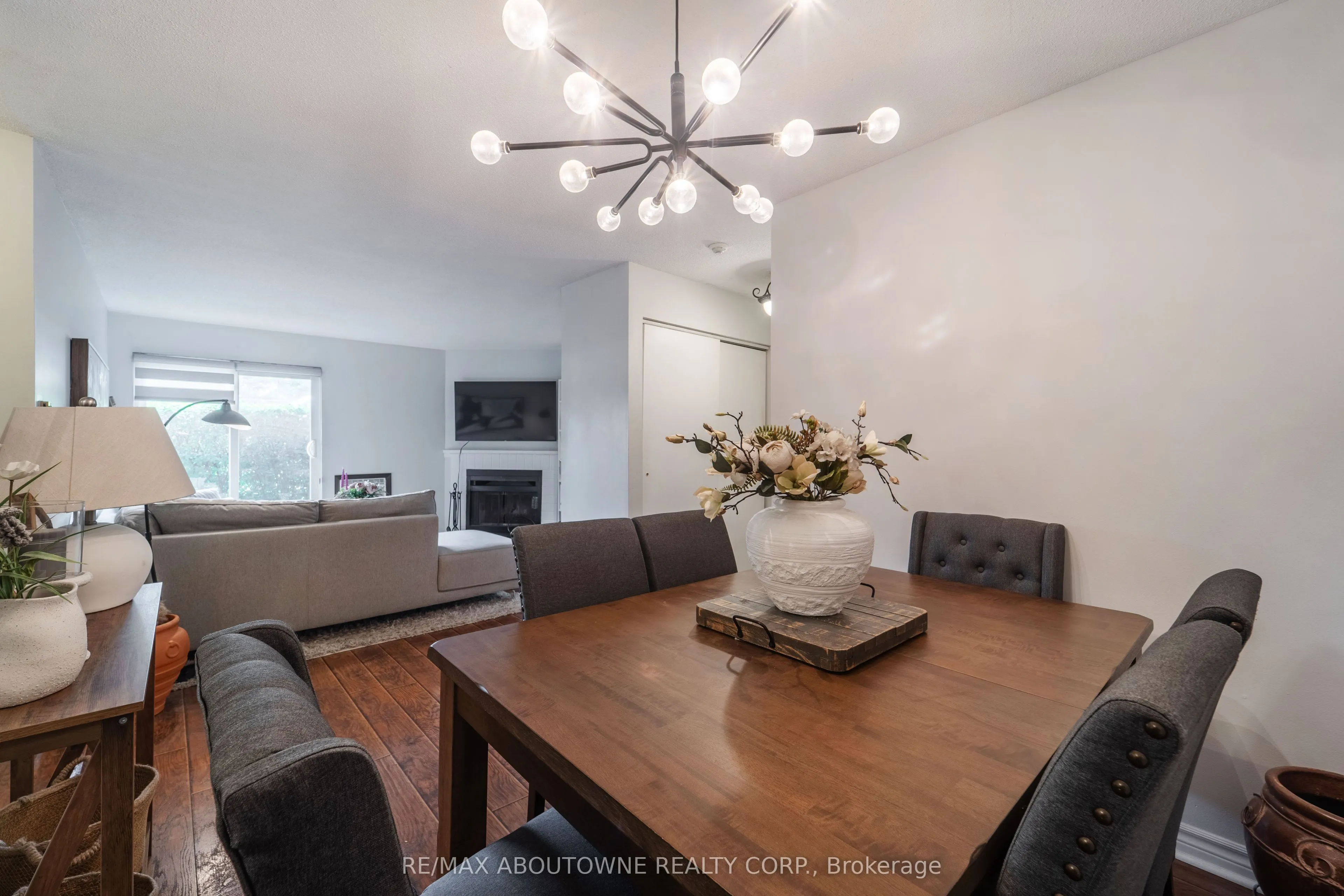 1450 Glen Abbey Gate, #612