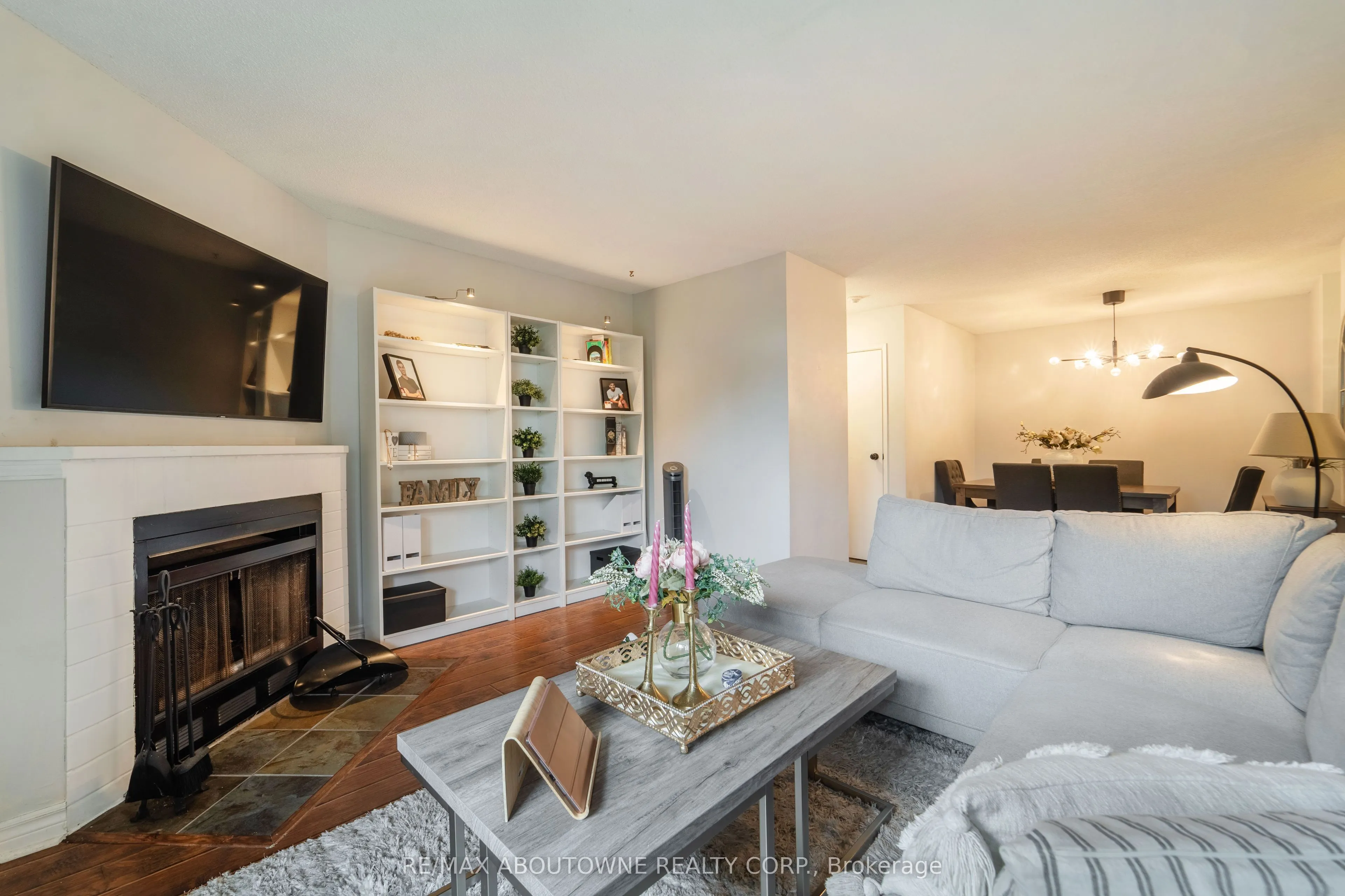 1450 Glen Abbey Gate, #612