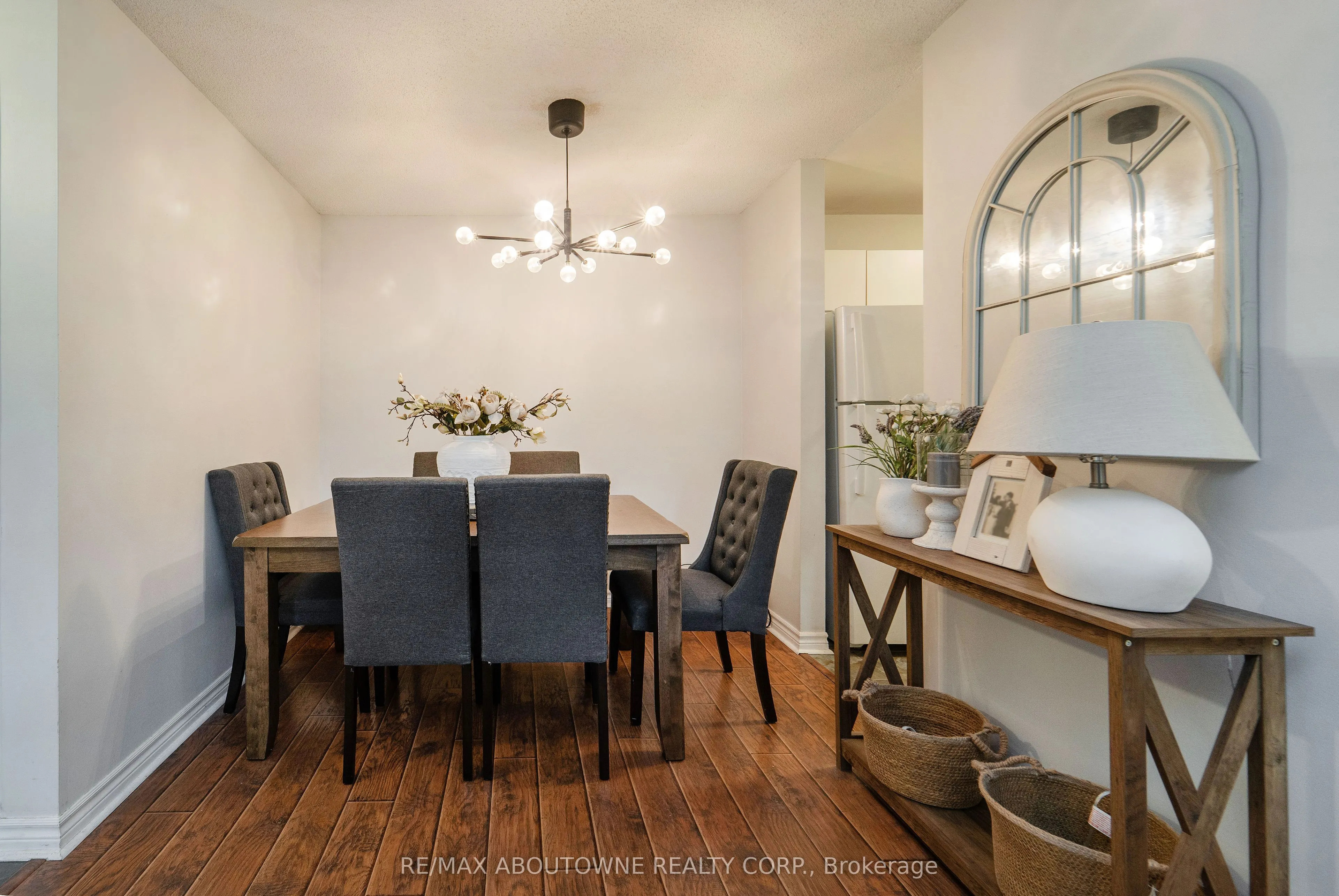 1450 Glen Abbey Gate, #612