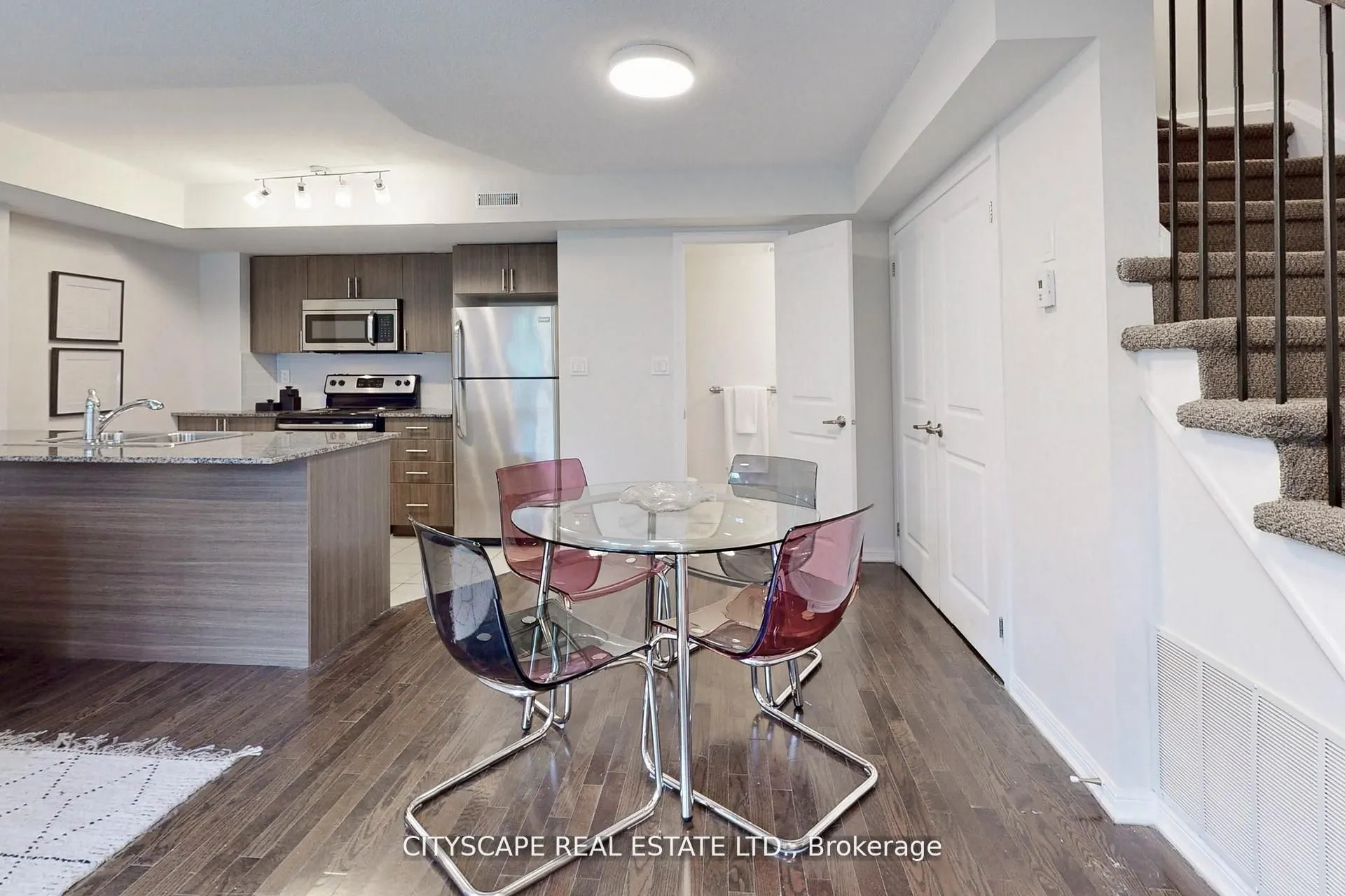 10 Foundry Avenue, #135