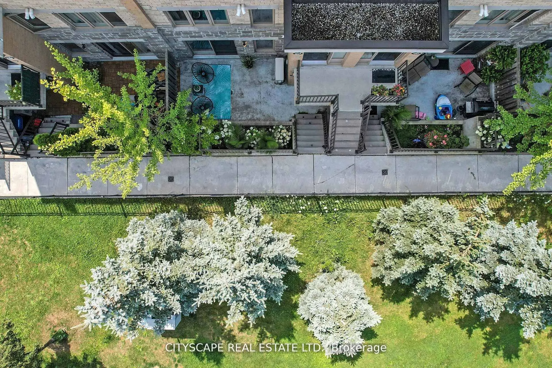 10 Foundry Avenue, #135