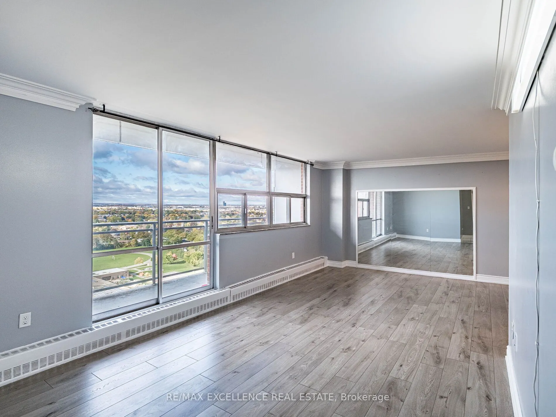 2645 Kipling Avenue, #1907