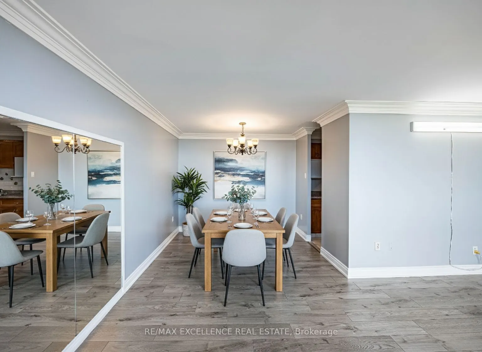 2645 Kipling Avenue, #1907