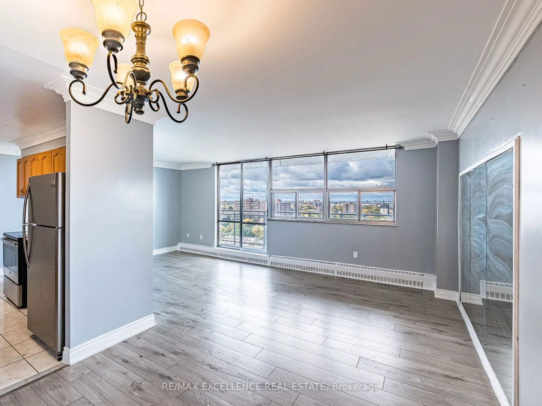 2645 Kipling Avenue, #1907