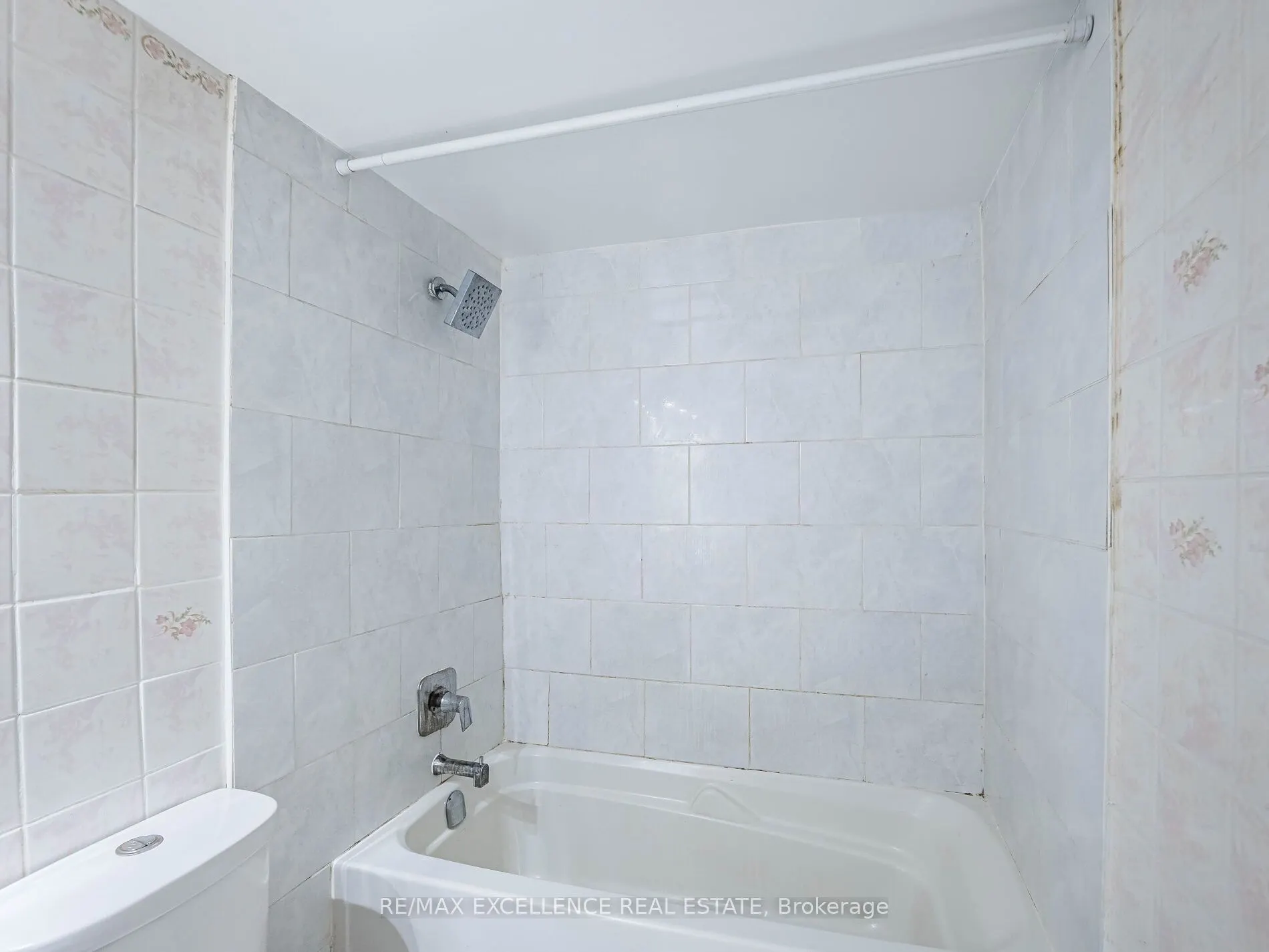 2645 Kipling Avenue, #1907