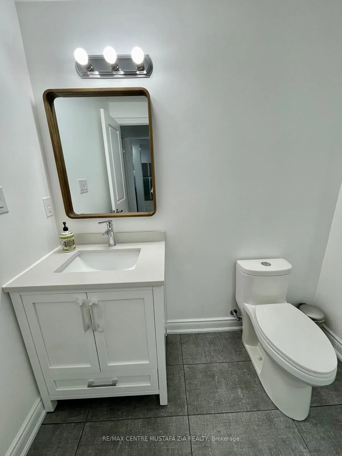 1556 Farmstead Drive, #BSMT