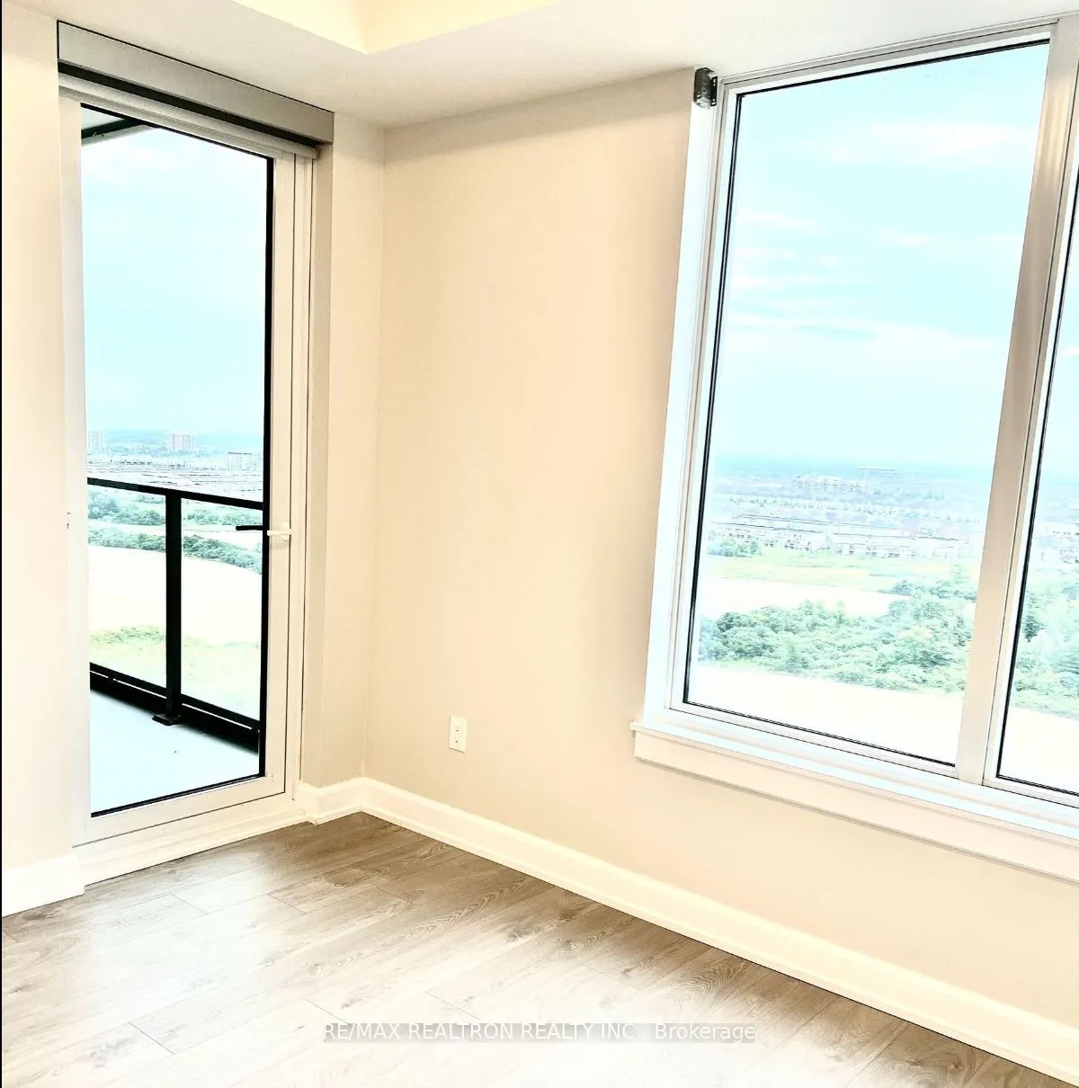 3220 William Coltson Avenue, #1603