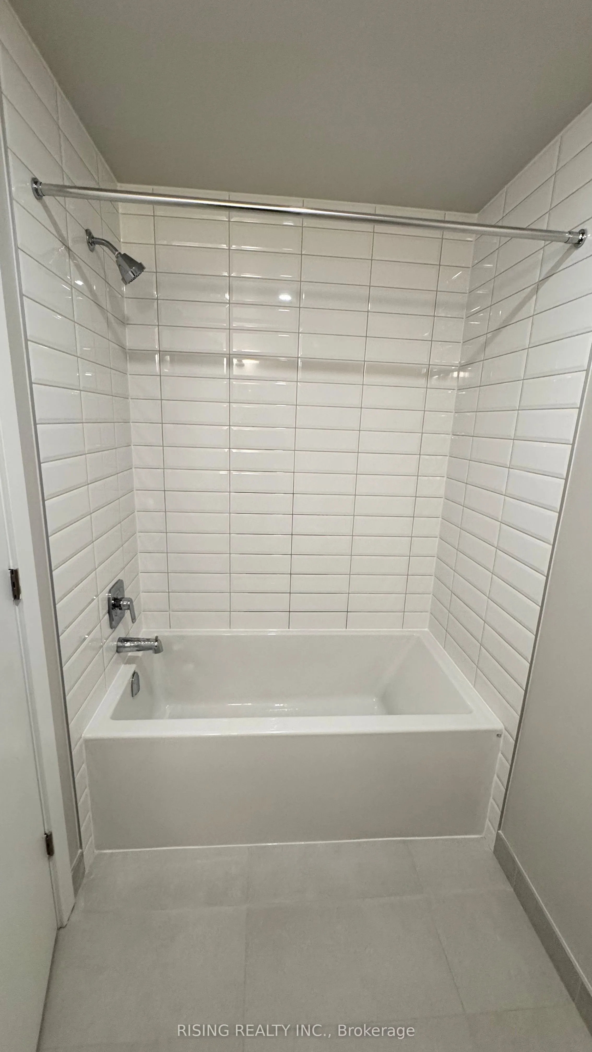 760 Whitlock Avenue, #204