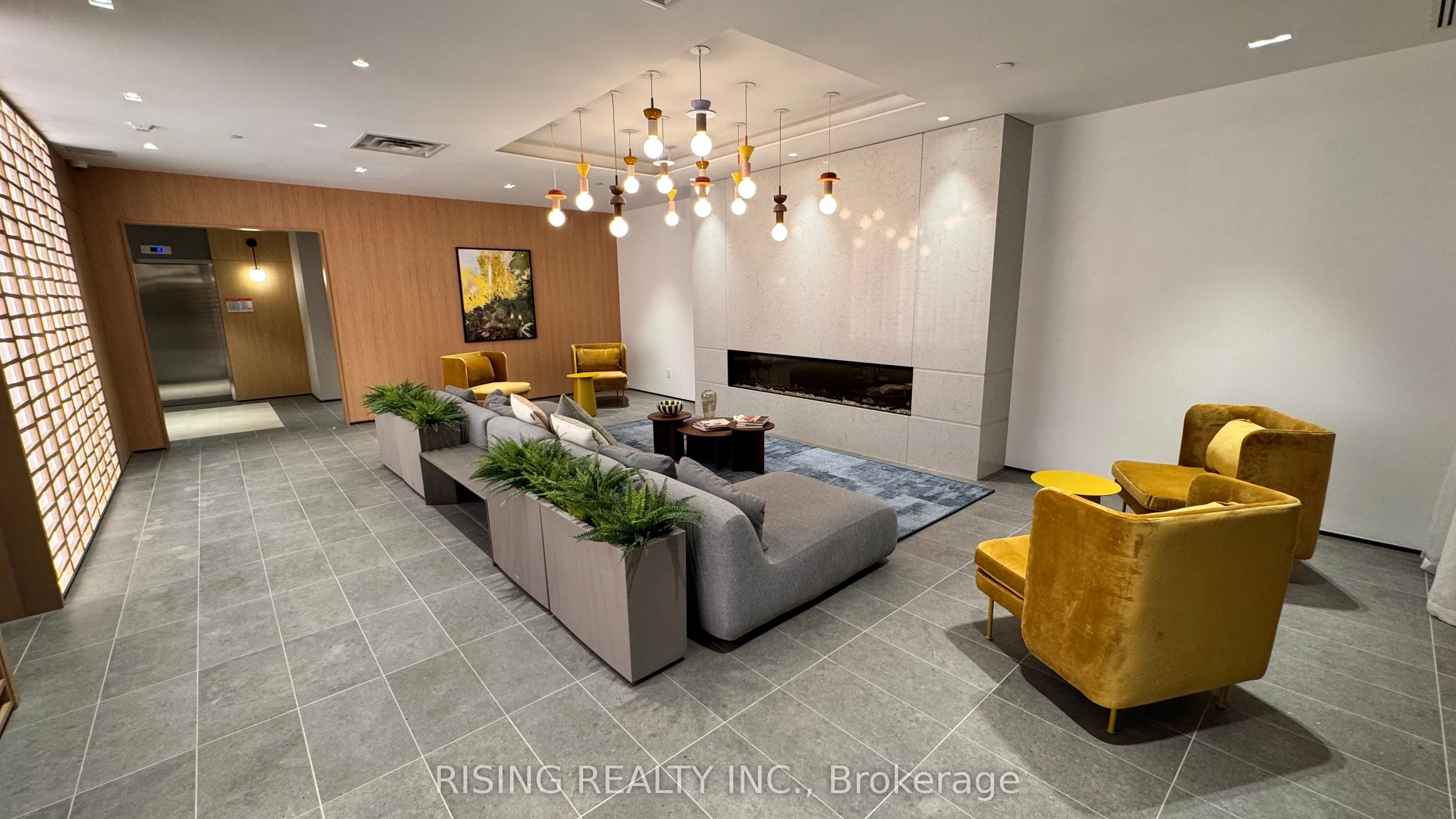 760 Whitlock Avenue, #204