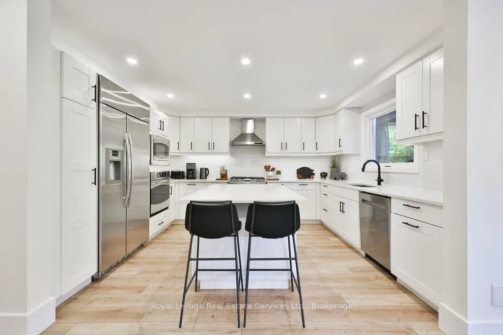 1189 Rushbrooke Drive