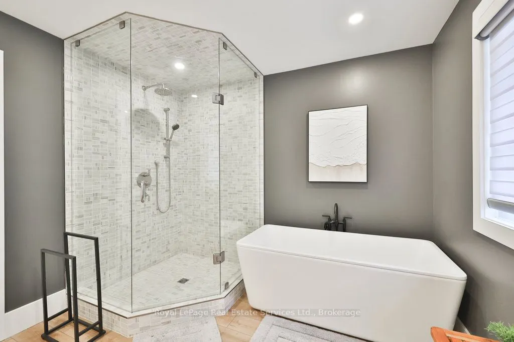 1189 Rushbrooke Drive