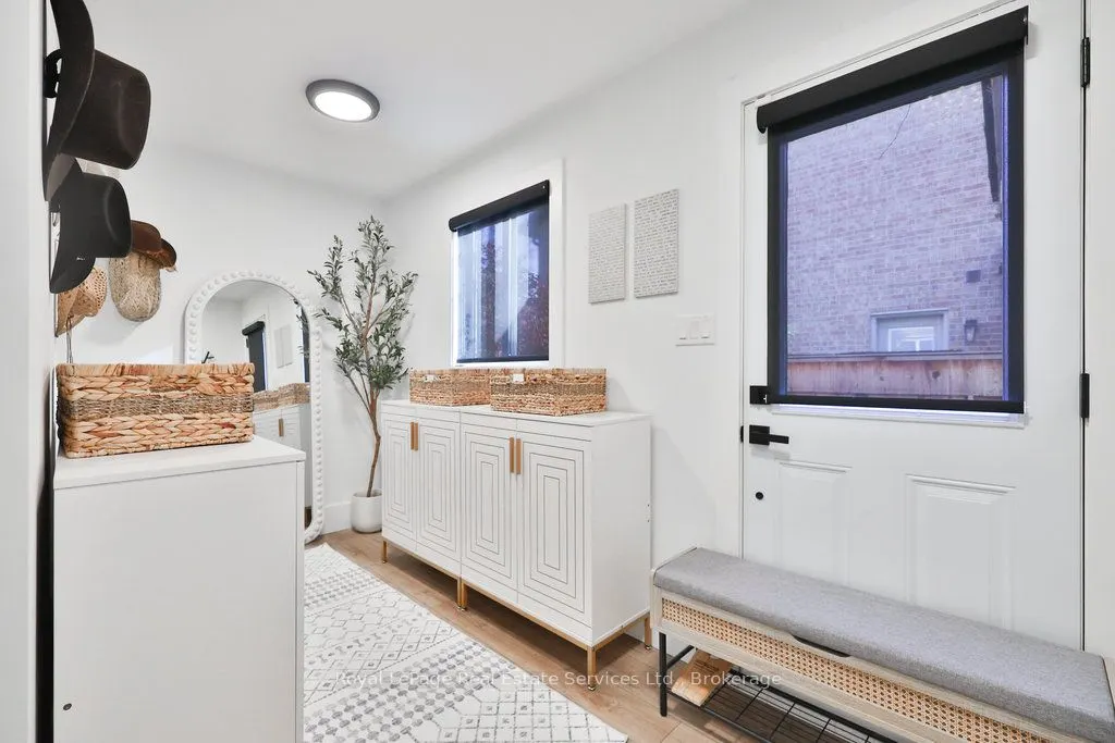 1189 Rushbrooke Drive