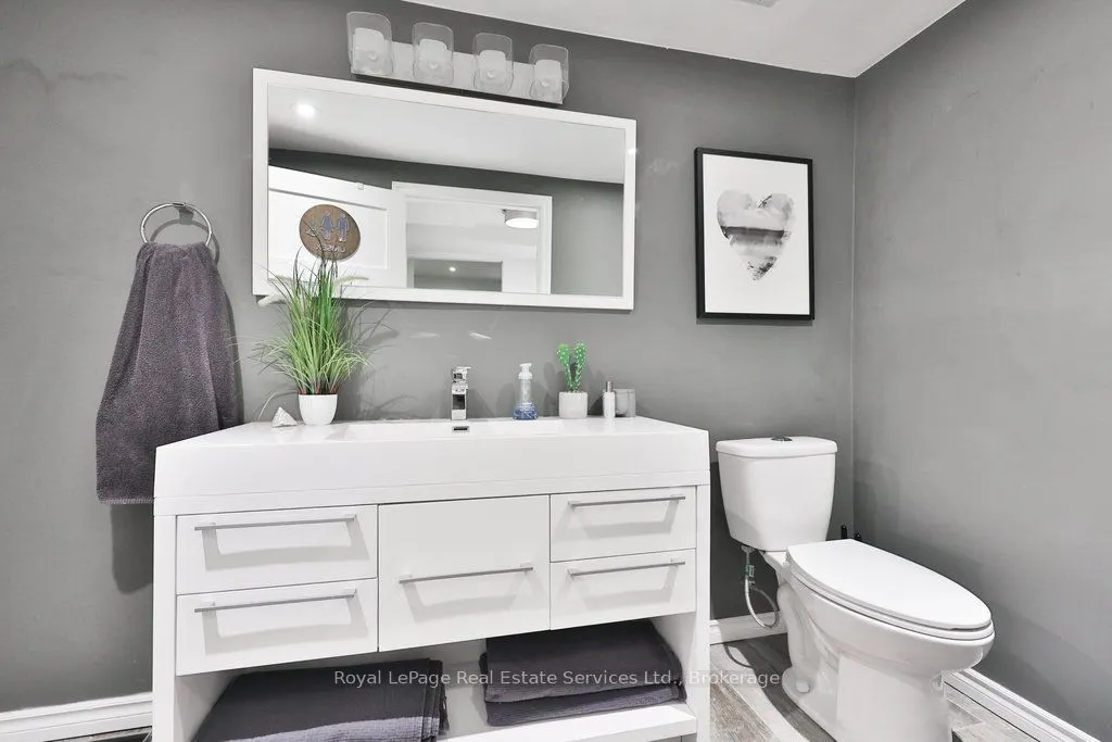 1189 Rushbrooke Drive