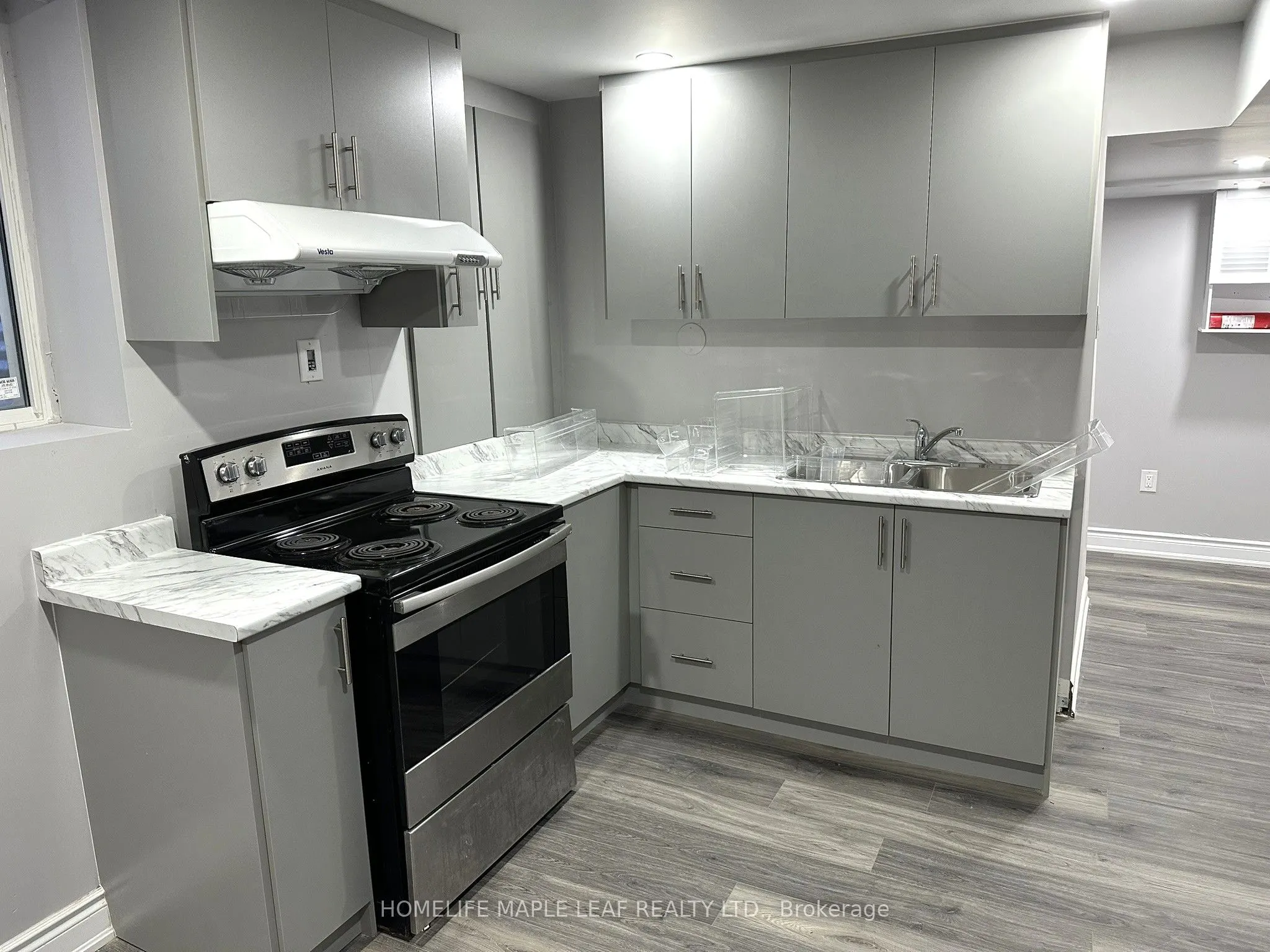 72 Four Seasons Circle, #BASEMENT