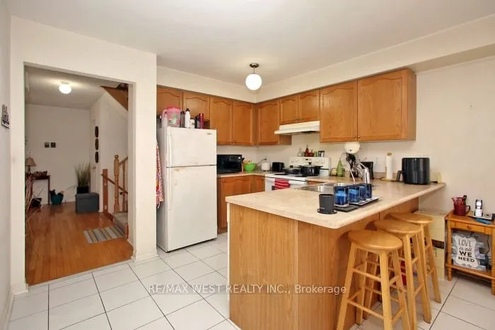 427 Huntington Ridge Drive