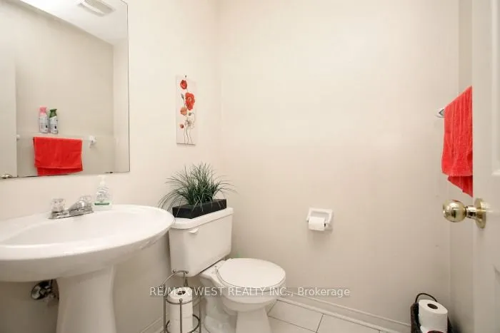 427 Huntington Ridge Drive