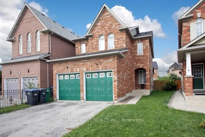 427 Huntington Ridge Drive